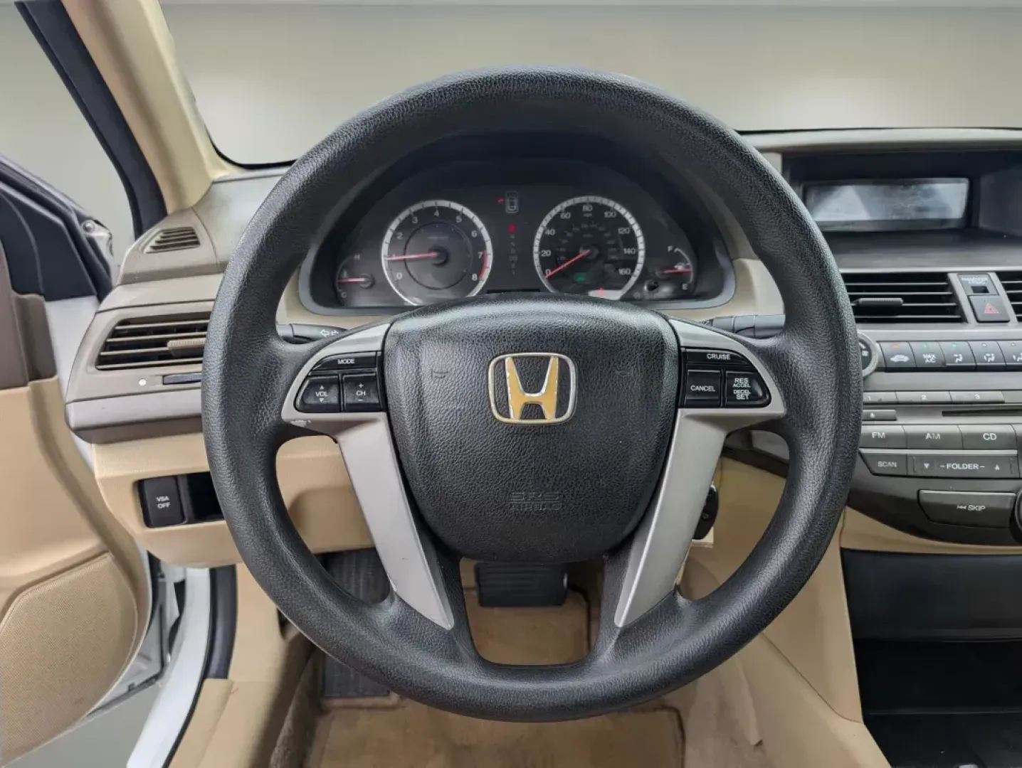 2010 Honda Accord Sdn LX (1HGCP2F34AA) with an Gas I4 2.4L/144 engine, 5-Speed Automatic transmission, located at 7000 Northlake Connector, Columbus, GA, 31904, (706) 987-8085, 32.524975, -84.978134 - 2010 Honda Accord Sdn LX - Photo#15