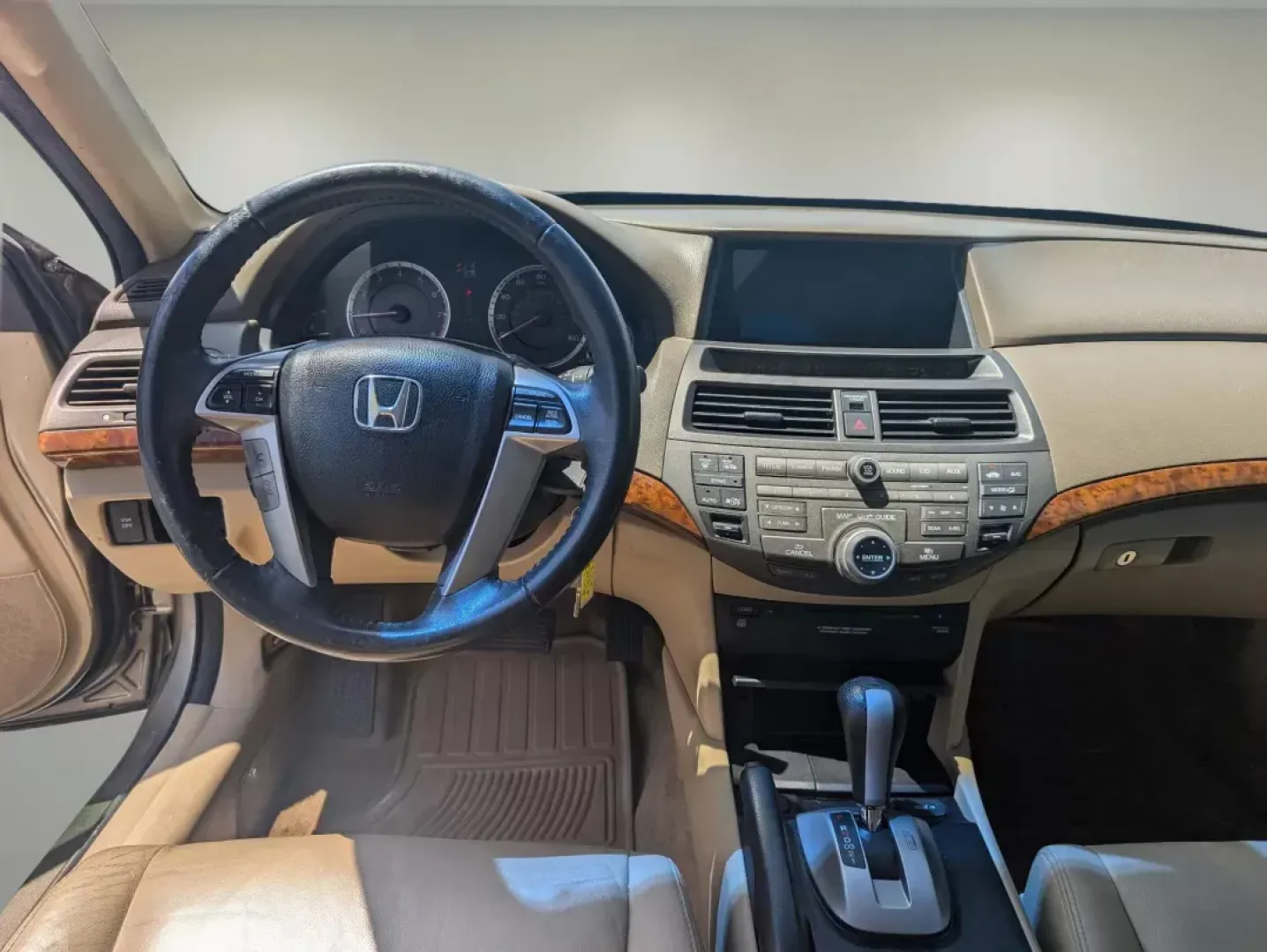 2010 Honda Accord Sdn EX-L (1HGCP3F84AA) with an Other engine, located at 5115 14th Ave., Columbus, GA, 31904, (706) 323-0345, 32.511494, -84.971046 - Experience the ultimate blend of comfort, reliability, and style with our stunning 2010 Honda Accord EX-L, now available at Gils Auto in Columbus, GA. This sedan is perfect for professionals commuting to work, families seeking a reliable vehicle, and anyone who appreciates a smooth drive without bre - Photo#11