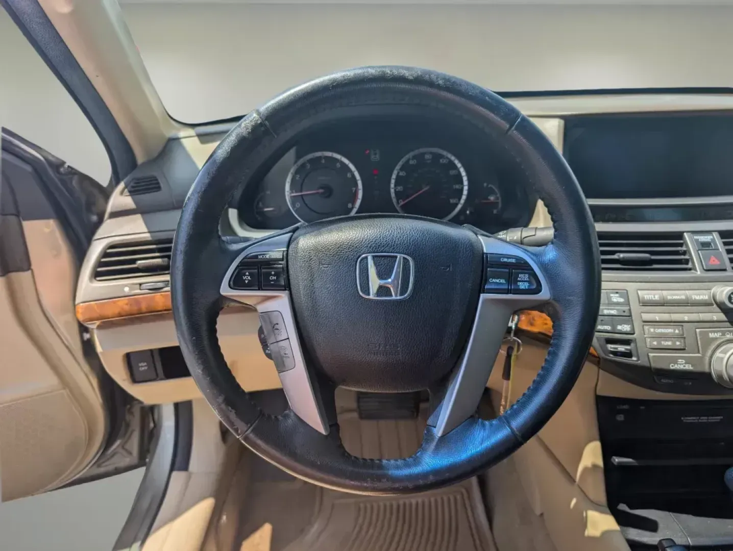 2010 Honda Accord Sdn EX-L (1HGCP3F84AA) with an Other engine, located at 5115 14th Ave., Columbus, GA, 31904, (706) 323-0345, 32.511494, -84.971046 - Experience the ultimate blend of comfort, reliability, and style with our stunning 2010 Honda Accord EX-L, now available at Gils Auto in Columbus, GA. This sedan is perfect for professionals commuting to work, families seeking a reliable vehicle, and anyone who appreciates a smooth drive without bre - Photo#15
