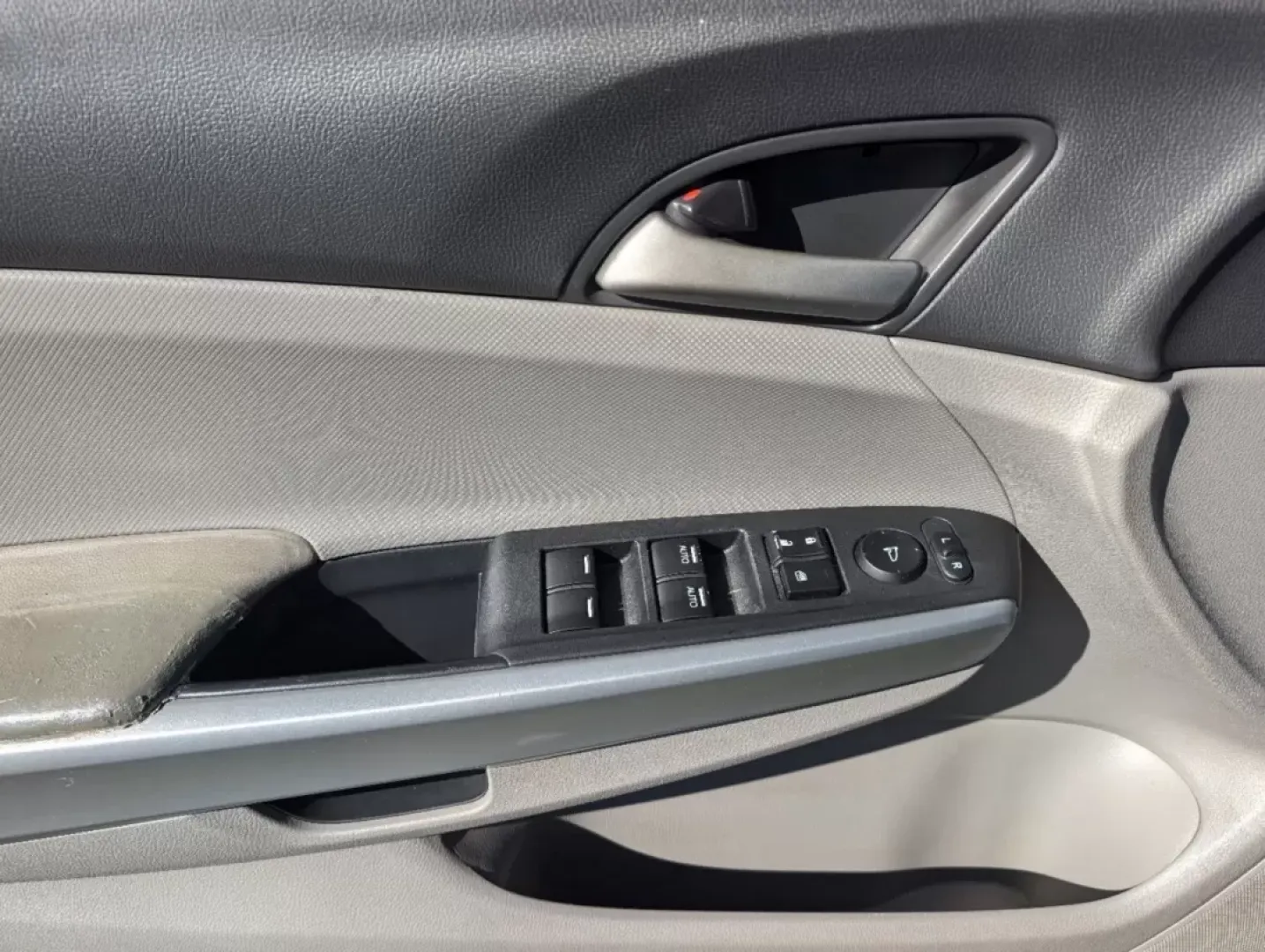 2010 Honda Accord Sdn EX (1HGCP2F7XAA) with an Other engine, located at 3959 U.S. 80 W, Phenix City, AL, 36870, (334) 297-4885, 32.469296, -85.135185 - Experience the perfect blend of reliability and comfort with this stunning 2010 Honda Accord EX, available now at Gils Auto - Columbus #2! This sedan is not just a mode of transportation; it's your ticket to a lifestyle filled with adventure, family outings, and daily commutes in style. Whether you' - Photo#8