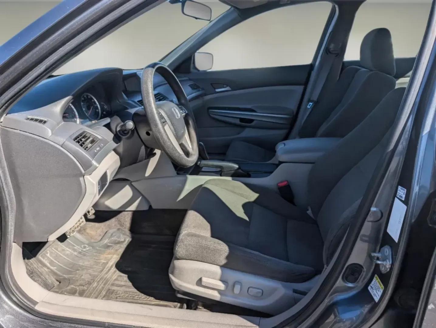 2010 Honda Accord Sdn EX (1HGCP2F7XAA) with an Other engine, located at 3959 U.S. 80 W, Phenix City, AL, 36870, (334) 297-4885, 32.469296, -85.135185 - Experience the perfect blend of reliability and comfort with this stunning 2010 Honda Accord EX, available now at Gils Auto - Columbus #2! This sedan is not just a mode of transportation; it's your ticket to a lifestyle filled with adventure, family outings, and daily commutes in style. Whether you' - Photo#9