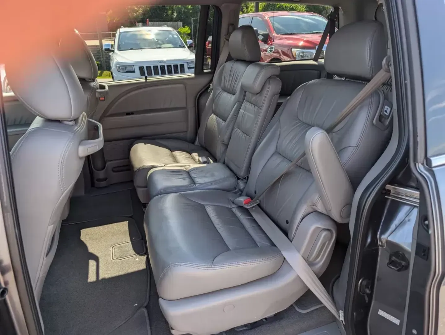 2010 Honda Odyssey EX-L (5FNRL3H72AB) with an Other engine, located at 3959 U.S. 80 W, Phenix City, AL, 36870, (334) 297-4885, 32.469296, -85.135185 - Are you seeking the perfect family vehicle that combines versatility, comfort, and reliability? Look no further than this stylish 2010 Honda Odyssey EX-L, now available at Gils Auto, your trusted buy here pay here dealership located at 3959 U.S. 80 W, Phenix City, AL 36870. With ample room for famil - Photo#10