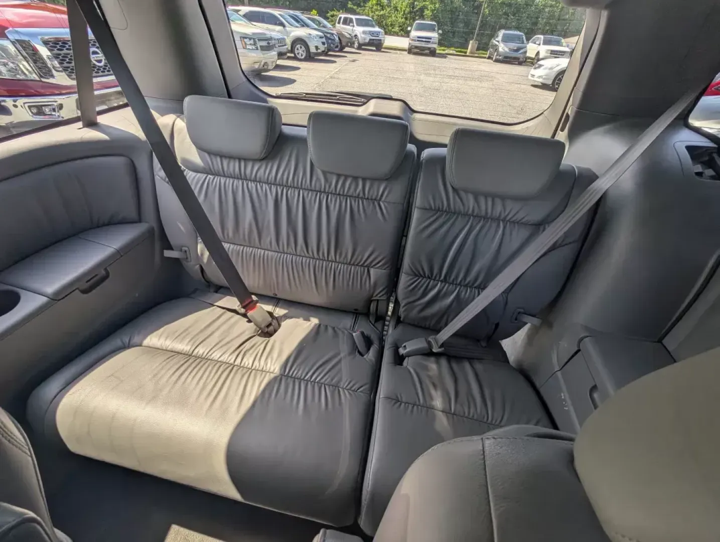 2010 Honda Odyssey EX-L (5FNRL3H72AB) with an Other engine, located at 3959 U.S. 80 W, Phenix City, AL, 36870, (334) 297-4885, 32.469296, -85.135185 - Are you seeking the perfect family vehicle that combines versatility, comfort, and reliability? Look no further than this stylish 2010 Honda Odyssey EX-L, now available at Gils Auto, your trusted buy here pay here dealership located at 3959 U.S. 80 W, Phenix City, AL 36870. With ample room for famil - Photo#11