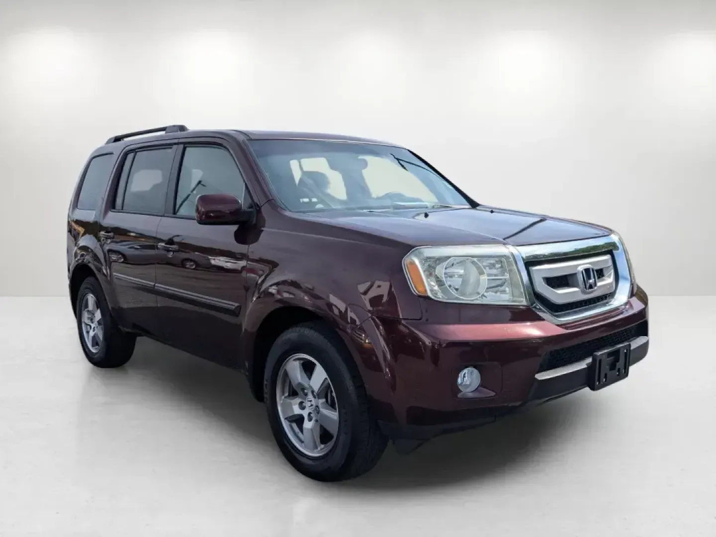 2010 Honda Pilot EX-L (5FNYF3H53AB) with an Gas V6 3.5L/212 engine, 5-Speed Automatic w/OD transmission, located at 7000 Northlake Connector, Columbus, GA, 31904, (706) 987-8085, 32.524975, -84.978134 - 2010 Honda Pilot EX-L - Photo#6