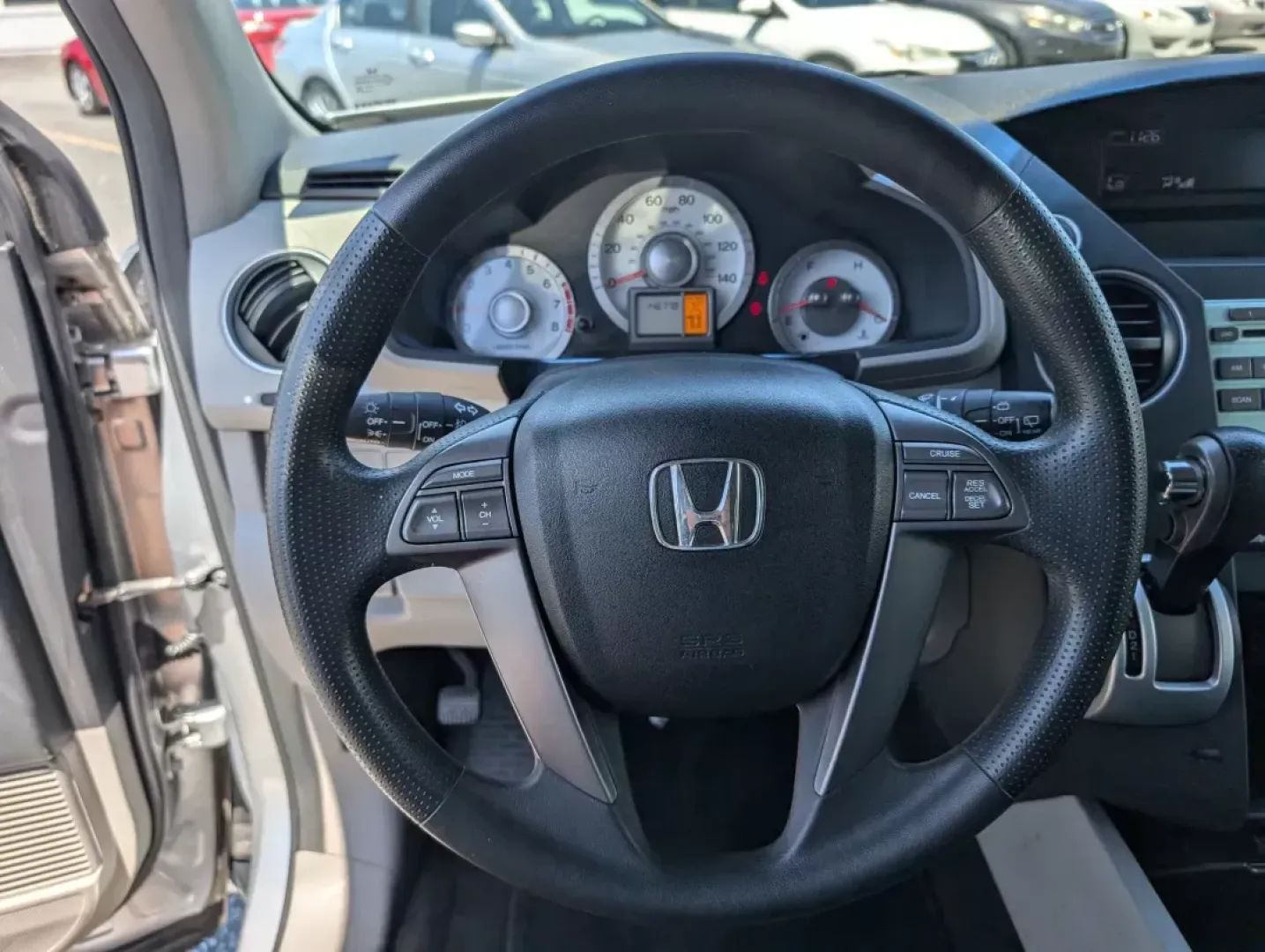 2010 Honda Pilot EX (5FNYF3H47AB) with an Other engine, located at 3959 U.S. 80 W, Phenix City, AL, 36870, (334) 297-4885, 32.469296, -85.135185 - **Explore Life in Comfort and Style with the 2010 Honda Pilot at Gils Auto!**<br /> <br /> Are you searching for a dependable SUV that can handle everything from family road trips to daily commutes? Look no further! The 2010 Honda Pilot EX is designed specifically for those who need a versatile vehi - Photo#15