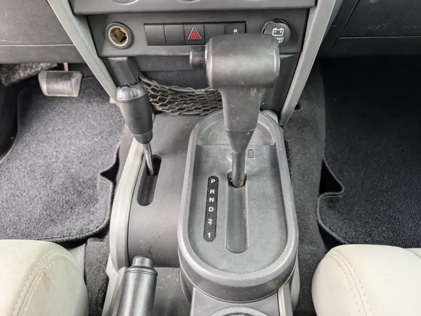 2010 /Dark Slate Gray/Medium Slate Gray Jeep Wrangler Unlimited Sport (1J4BA3H18AL) with an Gas V6 3.8L/231 engine, 4-Speed Automatic transmission, located at 3959 U.S. 80 W, Phenix City, AL, 36870, (334) 297-4885, 32.469296, -85.135185 - 2010 Jeep Wrangler Unlimited Sport - Photo#13