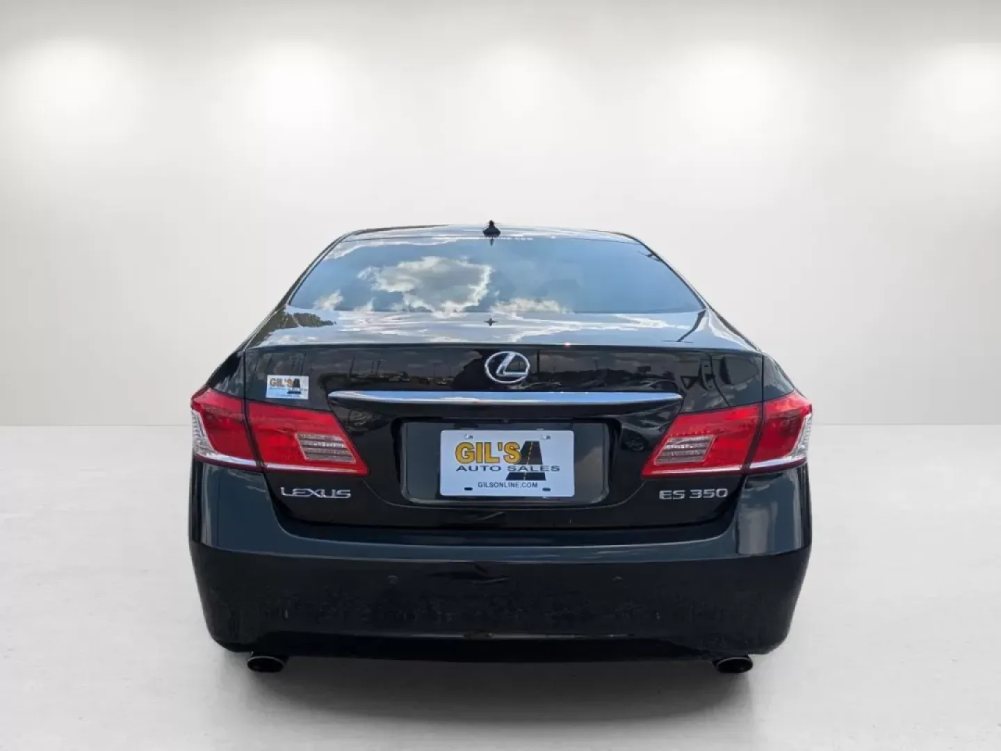 2010 Lexus ES 350 (JTHBK1EG1A2) with an Other engine, located at 3959 U.S. 80 W, Phenix City, AL, 36870, (334) 297-4885, 32.469296, -85.135185 - **Elevate Your Commute with Luxury: 2010 Lexus ES 350 at Gils Auto!**<br /> <br /> Are you ready to transform your daily drive into a luxurious experience? The stunning 2010 Lexus ES 350 is perfect for those who crave style, comfort, and advanced technology while navigating the busy streets of Pheni - Photo#5