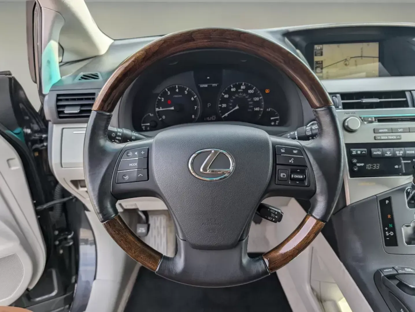 2010 Lexus RX 350 (2T2BK1BA8AC) with an Gas V6 3.5L/211 engine, 6-Speed Automatic w/OD Sequential-Shift transmission, located at 5115 14th Ave., Columbus, GA, 31904, (706) 323-0345, 32.511494, -84.971046 - 2010 Lexus RX 350 - Photo#15
