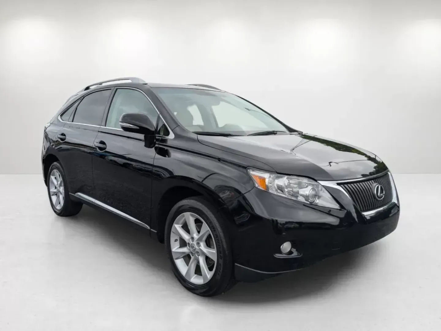 2010 Lexus RX 350 (2T2BK1BA0AC) with an Other engine, located at 3959 U.S. 80 W, Phenix City, AL, 36870, (334) 297-4885, 32.469296, -85.135185 - **Discover Your Next Adventure with the 2010 Lexus RX 350 at Gils Auto!**<br /> <br /> Are you ready to elevate your journey? The 2010 Lexus RX 350 is the ultimate SUV that perfectly blends luxury, performance, and practicality, making it a fantastic choice for families, commuters, and weekend adven - Photo#2