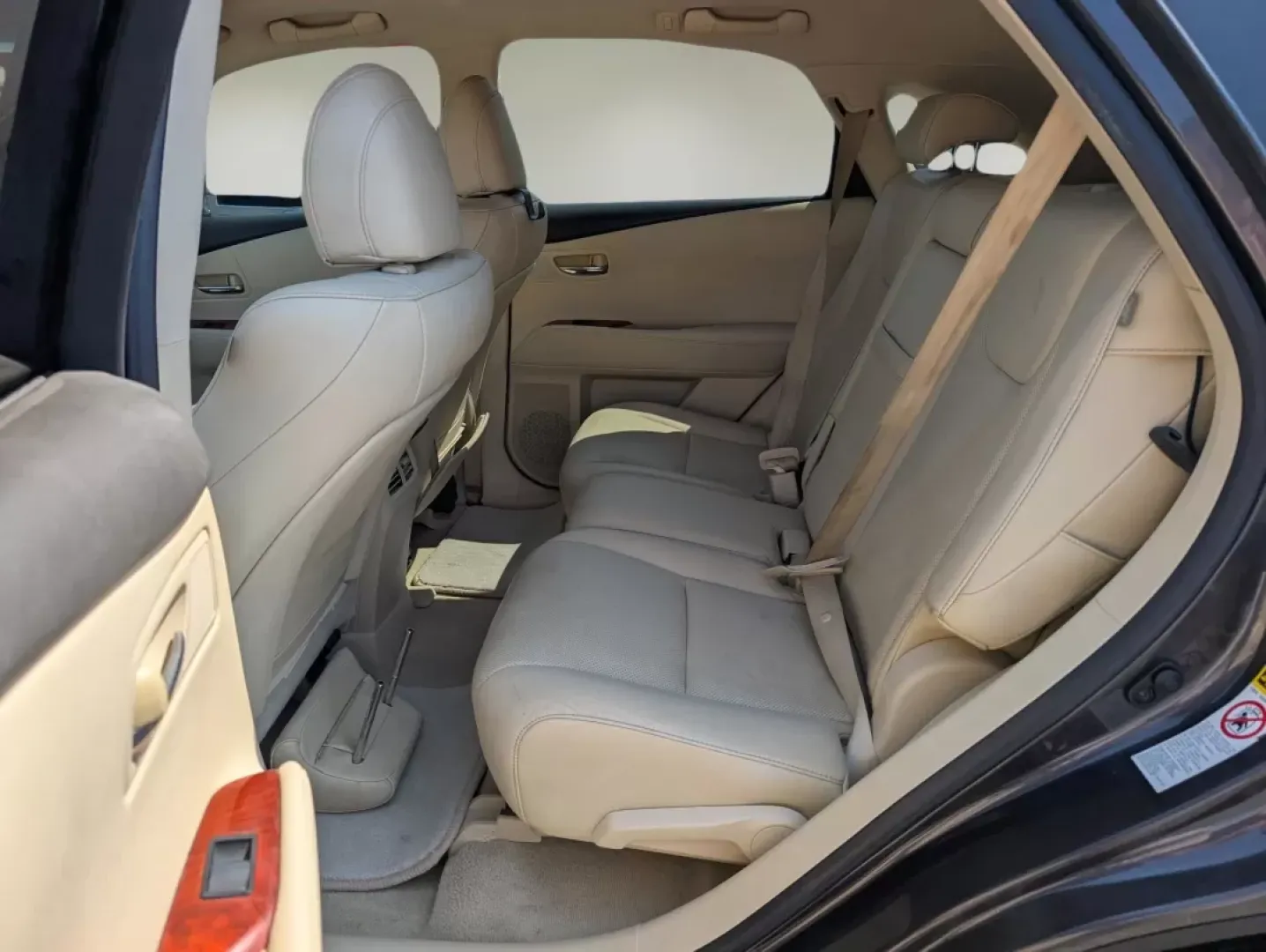 2010 Lexus RX 350 (2T2BK1BA3AC) with an Other engine, located at 1430 Gateway Drive, Opelika, AL, 36801, (334) 239-0944, 32.637871, -85.409790 - Are you searching for the perfect SUV that seamlessly blends comfort, reliability, and performance for your daily adventures or weekend getaways? Look no further than this stunning **2010 Lexus RX 350**, available now at **Gils Auto** in **Phenix City, AL**. This versatile all-wheel-drive SUV is not - Photo#10