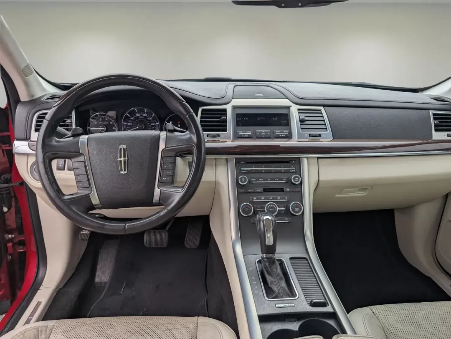 2010 Lincoln MKS (1LNHL9DR0AG) with an Other engine, located at 1430 Gateway Drive, Opelika, AL, 36801, (334) 239-0944, 32.637871, -85.409790 - **Elevate Your Daily Drive: Discover the 2010 Lincoln MKS at Gils Auto in Phenix City!**<br /> <br /> Are you on the hunt for a stylish and comfortable sedan that seamlessly fits into your busy lifestyle? Look no further than the 2010 Lincoln MKS, now available at Gils Auto, your trusted Buy Here Pa - Photo#11