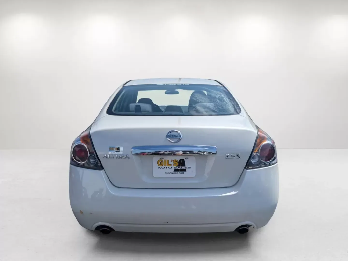 2010 Winter Frost Pearl /Charcoal Nissan Altima 2.5 S (1N4AL2AP9AN) with an Other engine, located at 521 Old Farm Lane Rd, Prattville, AL, 36066, (334) 325-1505, 32.482460, -86.416367 - Discover the perfect blend of style, comfort, and affordability with this 2010 Nissan Altima 2.5 S, ideal for budget-conscious buyers searching for a reliable sedan that fits seamlessly into their busy lifestyles. Whether you're commuting to work, running errands around Phenix City, or embarking on - Photo#6