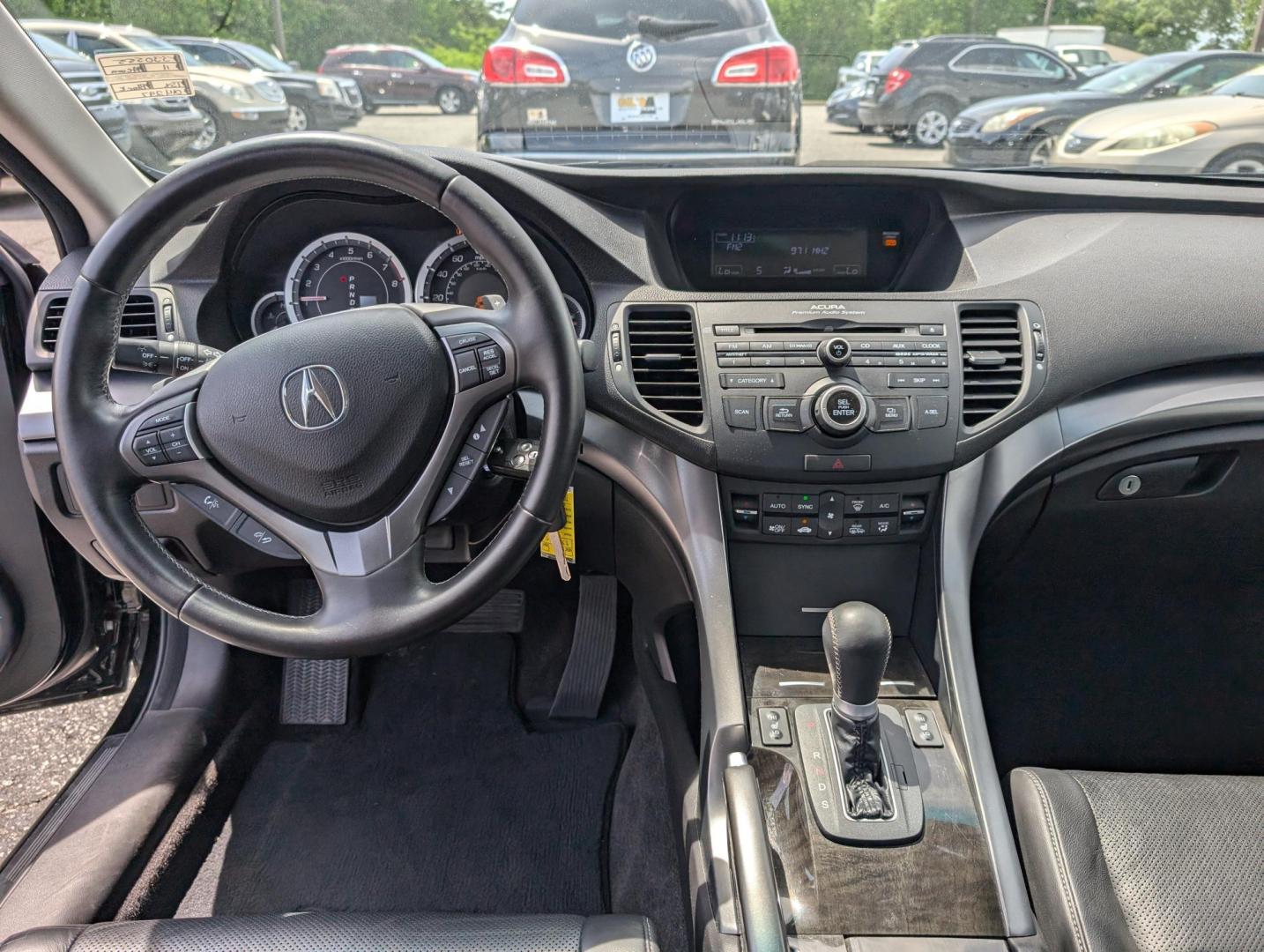 2011 Acura TSX (JH4CU2F66BC) with an Gas I4 2.4L/144 engine, 5-Speed Automatic transmission, located at 3959 U.S. 80 W, Phenix City, AL, 36870, (334) 297-4885, 32.469296, -85.135185 - 2011 Acura TSX - Photo#11