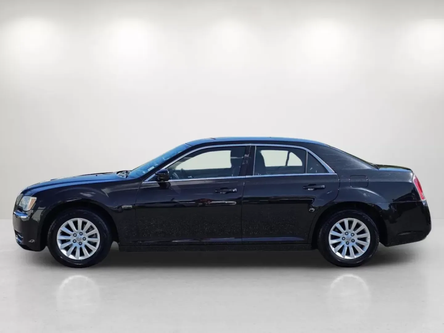2011 /Black Interior Chrysler 300 (2C3CA4CGXBH) with an Other engine, located at 3959 U.S. 80 W, Phenix City, AL, 36870, (334) 297-4885, 32.469296, -85.135185 - **Elevate Your Driving Experience with the 2011 Chrysler 300 at Gils Auto in Phenix City, AL!**<br /> <br /> Imagine gliding through the streets of Phenix City in a stylish sedan that not only turns heads but also meets your lifestyle needs. Whether you're commuting to work, shuttling the kids to sc - Photo#26