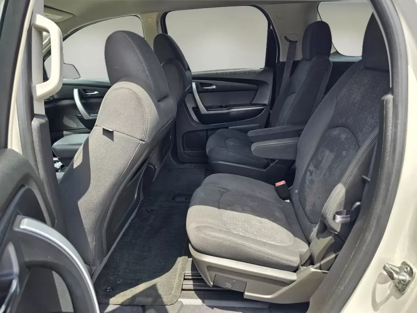 2011 /Ebony GMC Acadia SLE (1GKKRPEDXBJ) with an Other engine, located at 521 Old Farm Lane Rd, Prattville, AL, 36066, (334) 325-1505, 32.482460, -86.416367 - **Explore the Open Road with Confidence in a 2011 GMC Acadia at Gils Auto Prattville!**<br /> <br /> Are you ready to elevate your family adventures or set off on weekend getaways? The 2011 GMC Acadia, available at Gils Auto in Prattville, AL, is the perfect SUV for those seeking a blend of comfort - Photo#14