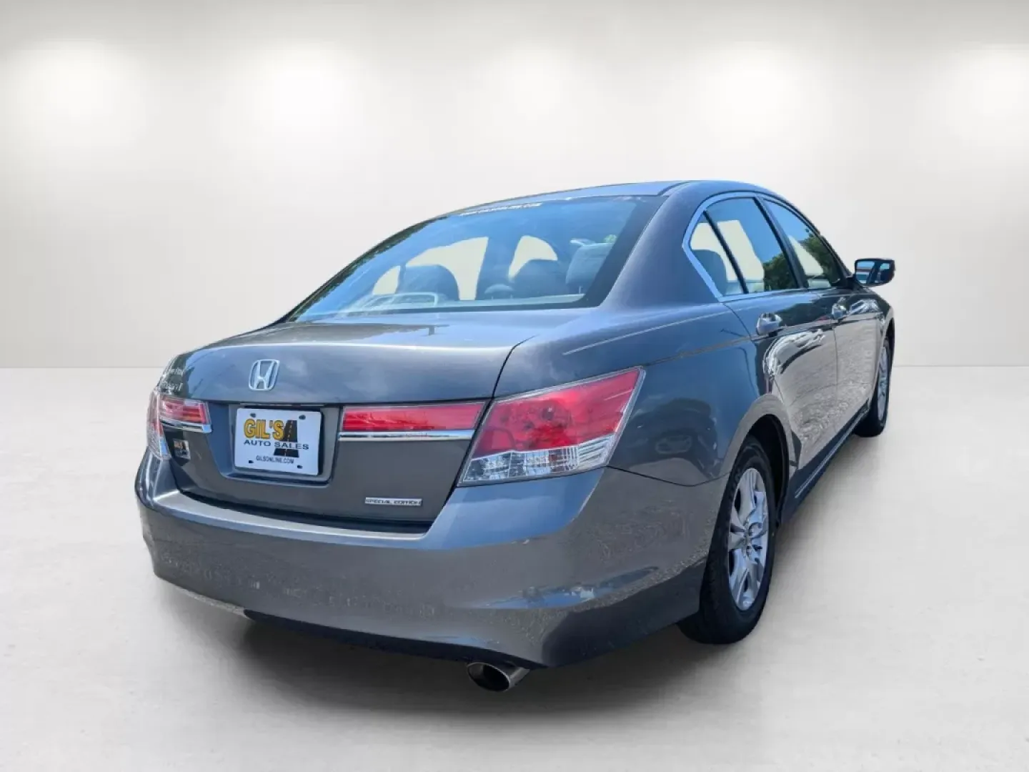 2011 Honda Accord Sdn SE (1HGCP2F67BA) with an Other engine, located at 521 Old Farm Lane Rd, Prattville, AL, 36066, (334) 325-1505, 32.482460, -86.416367 - Discover your next adventure with the 2011 Honda Accord SE, a sedan that effortlessly blends style, comfort, and reliability. Whether you're commuting to work, ferrying the kids to soccer practice, or planning a weekend getaway, this car is designed to meet the diverse needs of today's busy lifestyl - Photo#4