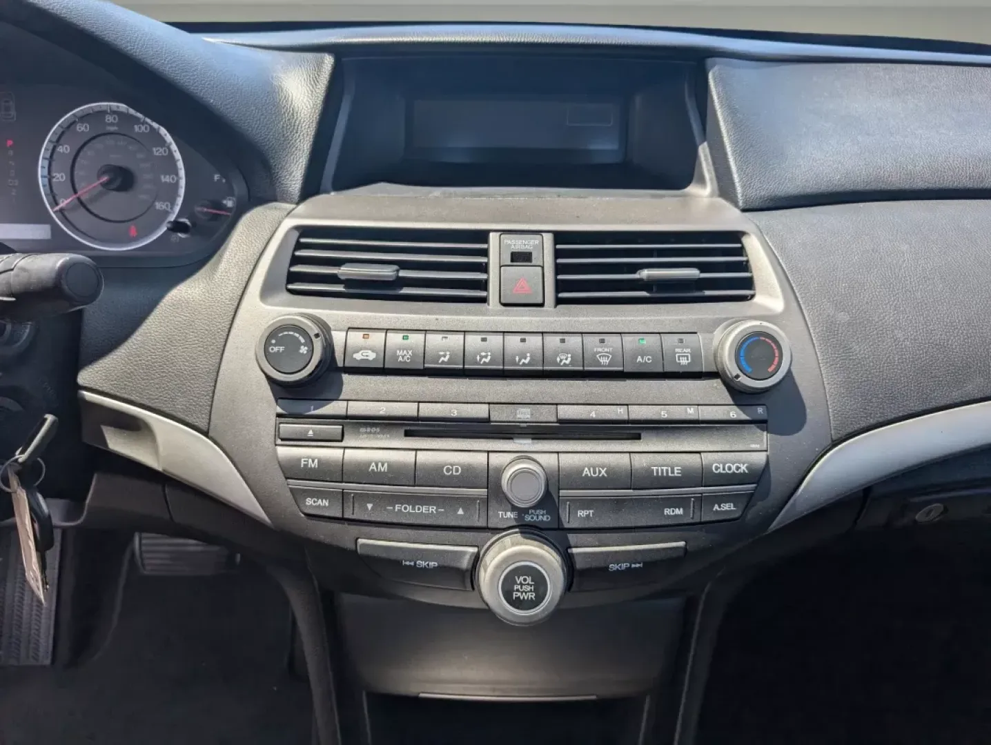 2011 Honda Accord Sdn SE (1HGCP2F67BA) with an Other engine, located at 521 Old Farm Lane Rd, Prattville, AL, 36066, (334) 325-1505, 32.482460, -86.416367 - Discover your next adventure with the 2011 Honda Accord SE, a sedan that effortlessly blends style, comfort, and reliability. Whether you're commuting to work, ferrying the kids to soccer practice, or planning a weekend getaway, this car is designed to meet the diverse needs of today's busy lifestyl - Photo#14