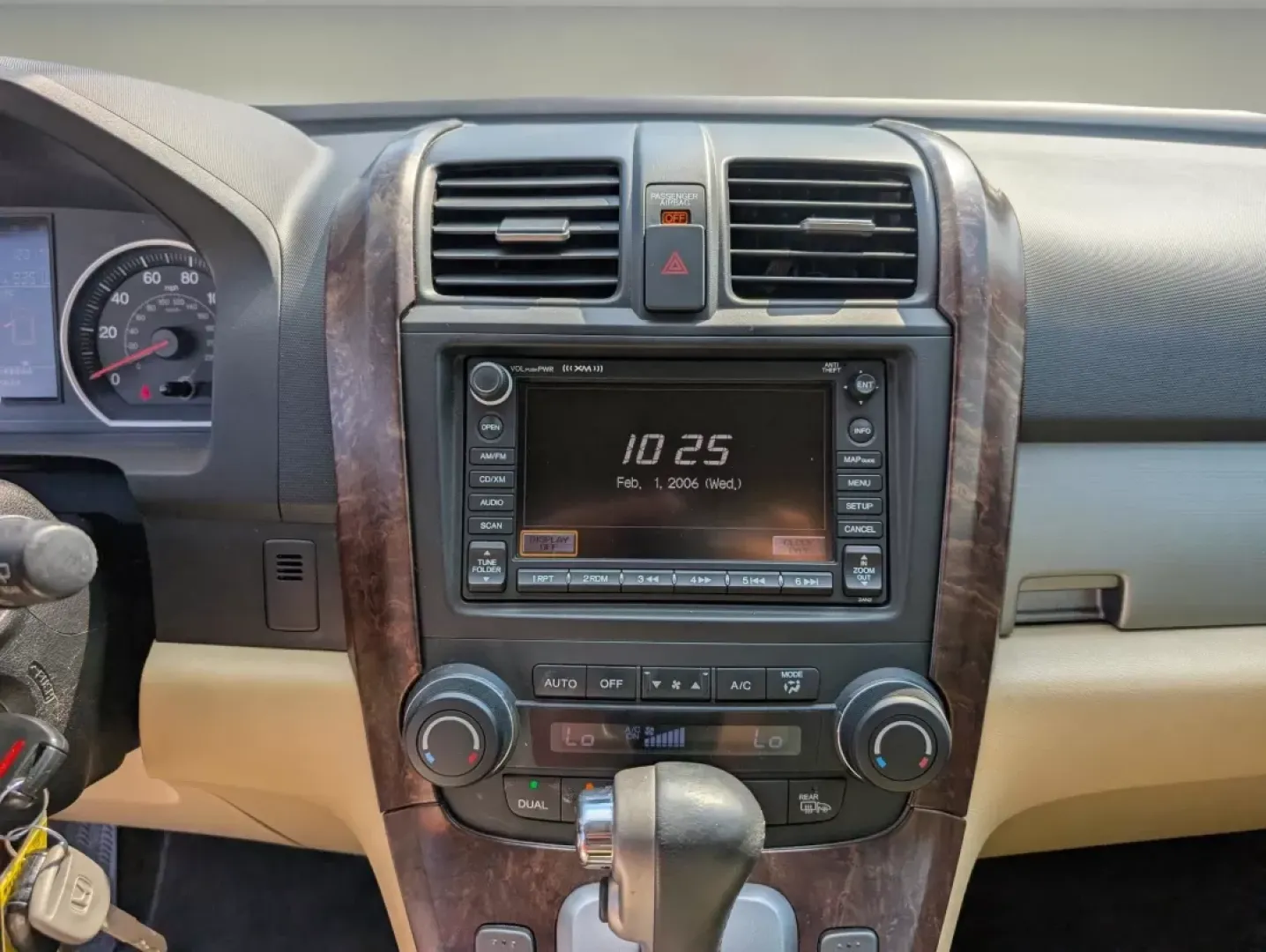 2011 Honda CR-V EX-L (5J6RE3H79BL) with an Other engine, located at 521 Old Farm Lane Rd, Prattville, AL, 36066, (334) 325-1505, 32.482460, -86.416367 - **Discover Your Perfect Family SUV! Drive Home the 2011 Honda CR-V EX-L from Gils Auto in Phenix City, AL!**<br /> <br /> Are you searching for a reliable vehicle that caters to your adventurous lifestyle and growing family needs? Look no further! At Gils Auto, we present the exceptional 2011 Honda - Photo#14