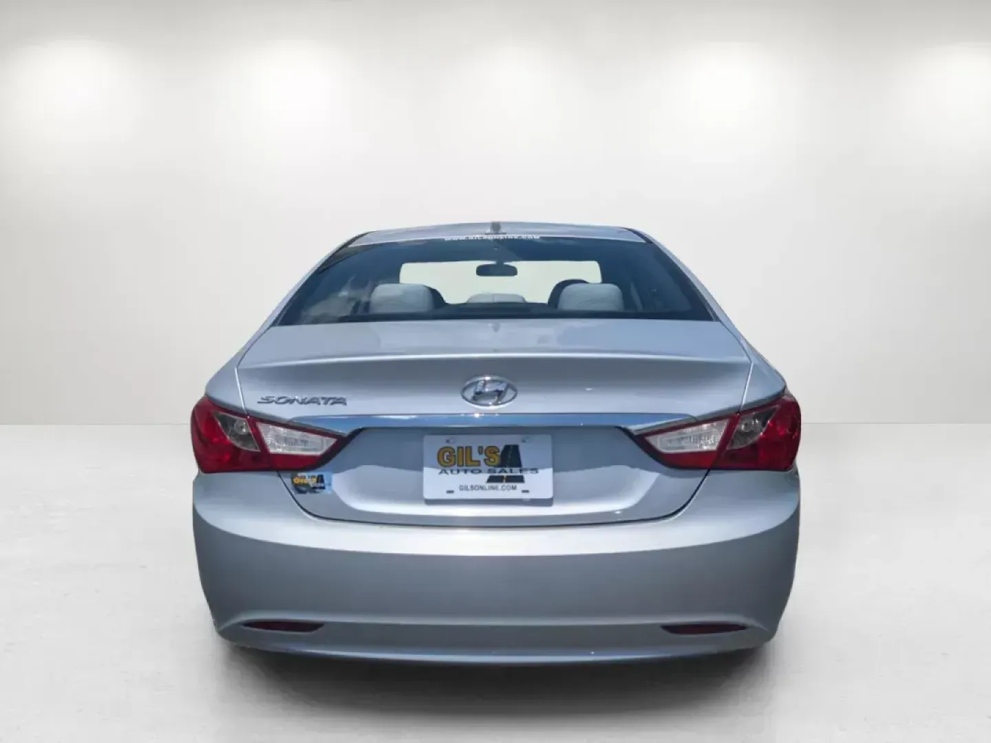 2011 /Gray Hyundai Sonata GLS (5NPEB4AC5BH) with an Gas I4 2.4L/144 engine, 6-Speed Automatic w/OD SHIFTRONIC transmission, located at 1430 Gateway Drive, Opelika, AL, 36801, (334) 239-0944, 32.637871, -85.409790 - 2011 Hyundai Sonata GLS - Photo#5