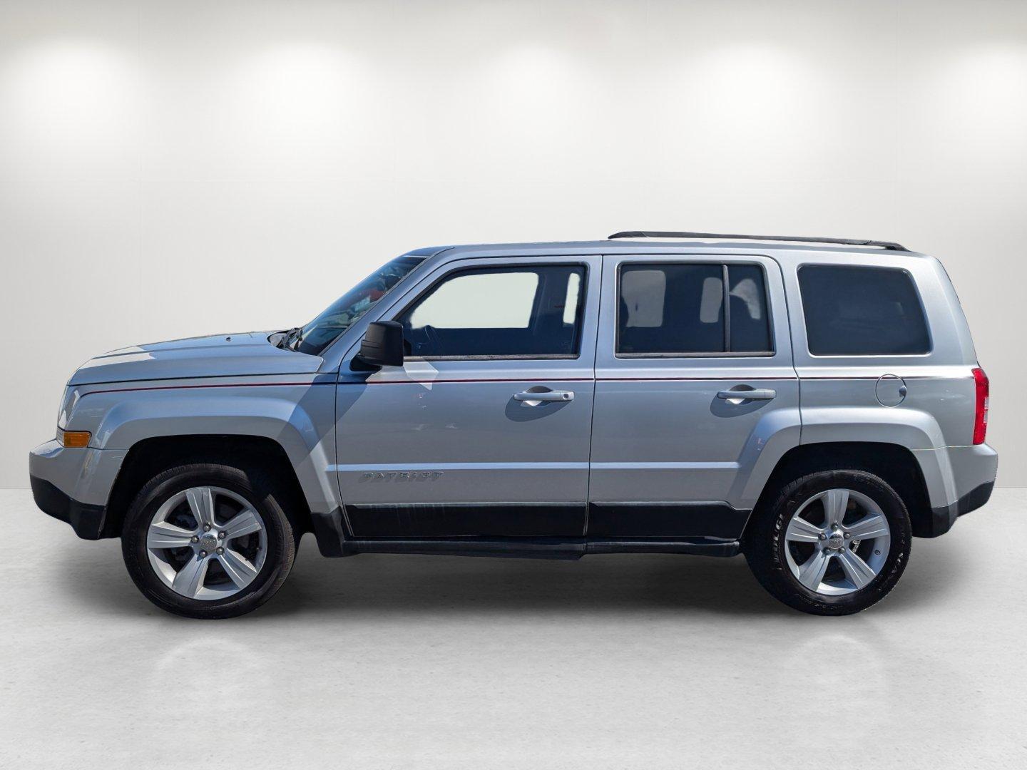 2011 /Dark Slate Gray Interior Jeep Patriot Latitude X (1J4NT4GB0BD) with an Gas I4 2.4L/144 engine, 1-Speed CVT transmission, located at 3959 U.S. 80 W, Phenix City, AL, 36870, (334) 297-4885, 32.469296, -85.135185 - 2011 Jeep Patriot Latitude X - Photo#8
