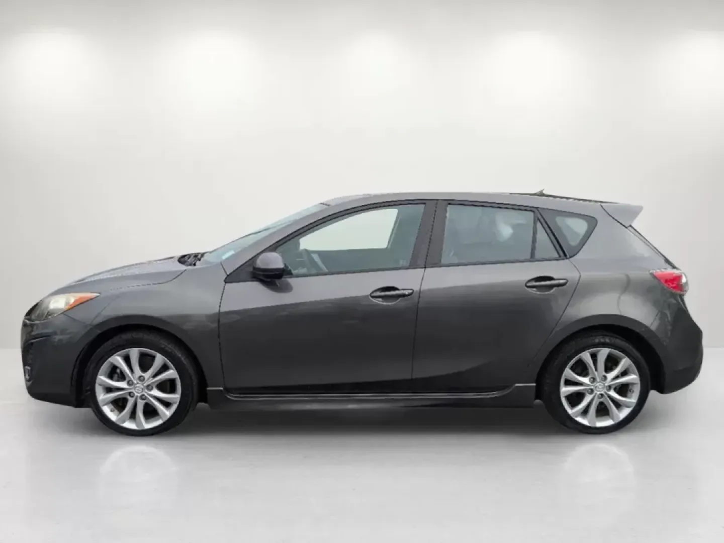 2011 /Black Mazda Mazda3 s Sport (JM1BL1K61B1) with an Gas I4 2.5L/152 engine, 5-Speed Automatic w/OD transmission, located at 7000 Northlake Connector, Columbus, GA, 31904, (706) 987-8085, 32.524975, -84.978134 - 2011 Mazda Mazda3 s Sport - Photo#7