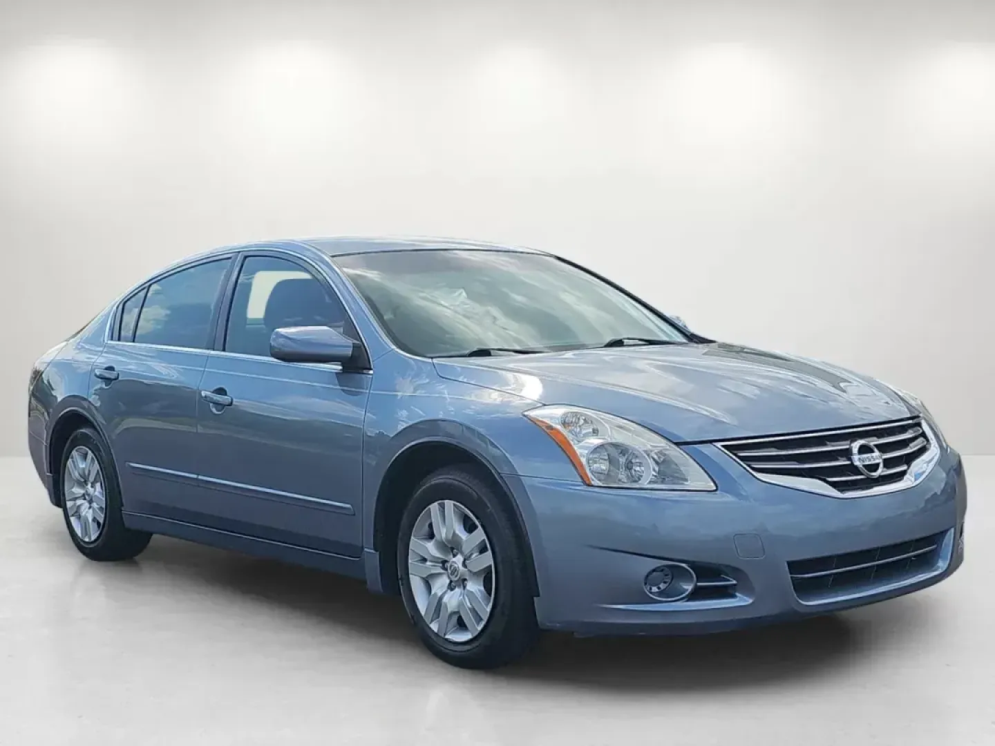 2011 /Frost Nissan Altima 2.5 S (1N4AL2AP2BC) with an Gas I4 2.5L/ engine, 1-Speed Continuously Variable transmission, located at 521 Old Farm Lane Rd, Prattville, AL, 36066, (334) 325-1505, 32.482460, -86.416367 - 2011 Nissan Altima 2.5 S - Photo#3