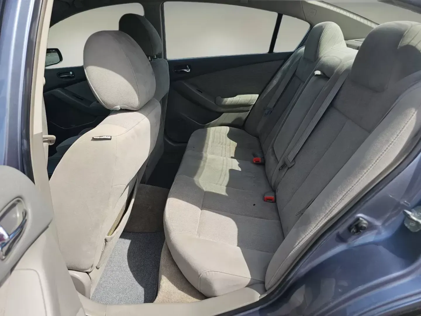 2011 /Frost Nissan Altima 2.5 S (1N4AL2AP2BC) with an Gas I4 2.5L/ engine, 1-Speed Continuously Variable transmission, located at 521 Old Farm Lane Rd, Prattville, AL, 36066, (334) 325-1505, 32.482460, -86.416367 - 2011 Nissan Altima 2.5 S - Photo#15