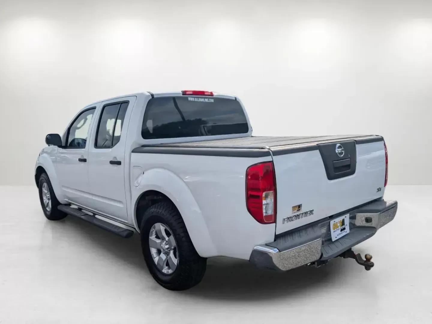 2011 /Beige Nissan Frontier SV (1N6AD0ER0BC) with an Gas V6 4.0L/241 engine, 5-Speed Automatic transmission, located at 804 22nd Ave, Phenix City, AL, 36870, (334) 297-1860, 32.484749, -85.024475 - 2011 Nissan Frontier SV - Photo#6