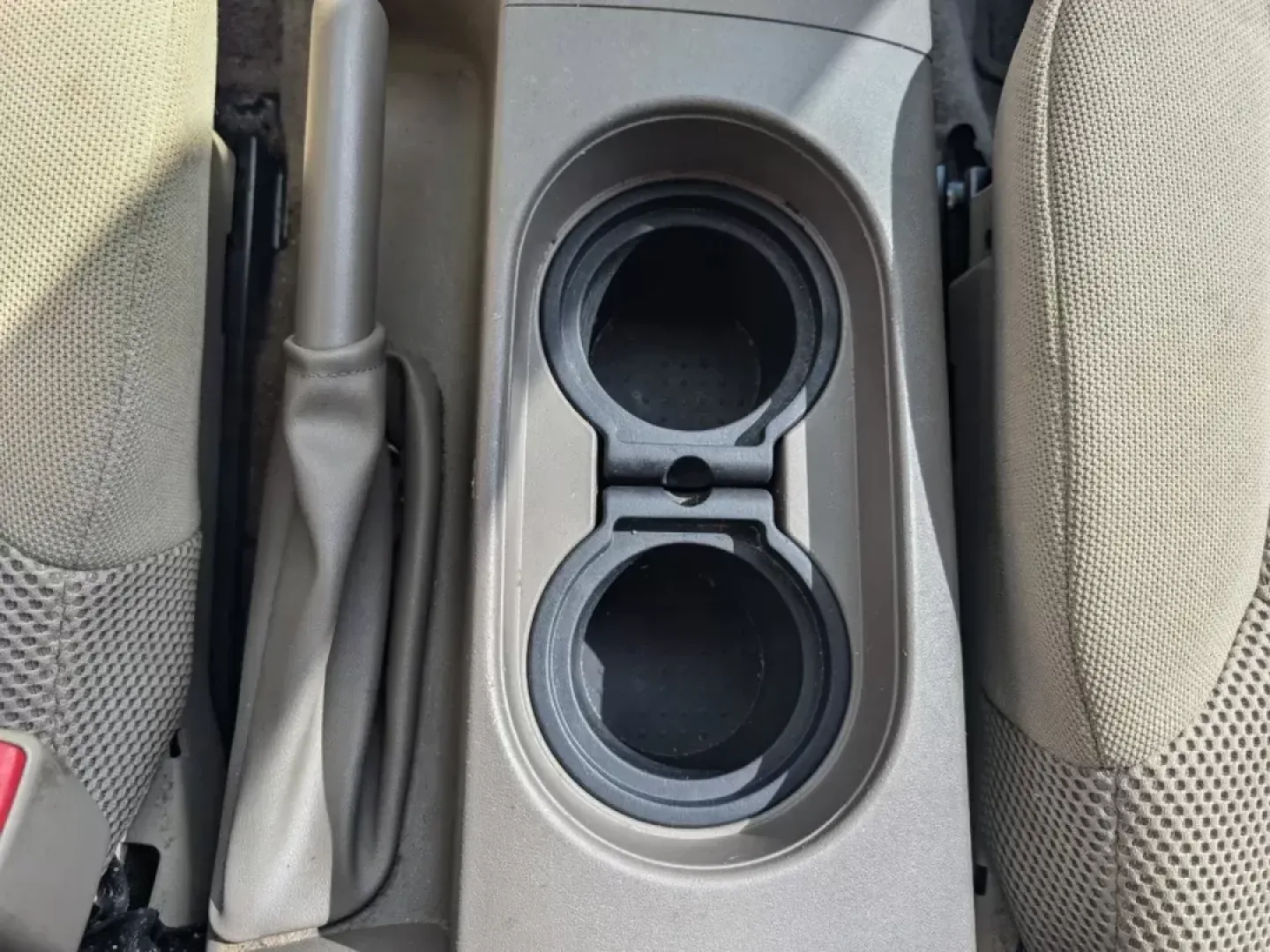 2011 /Beige Nissan Frontier SV (1N6AD0ER0BC) with an Gas V6 4.0L/241 engine, 5-Speed Automatic transmission, located at 804 22nd Ave, Phenix City, AL, 36870, (334) 297-1860, 32.484749, -85.024475 - 2011 Nissan Frontier SV - Photo#12