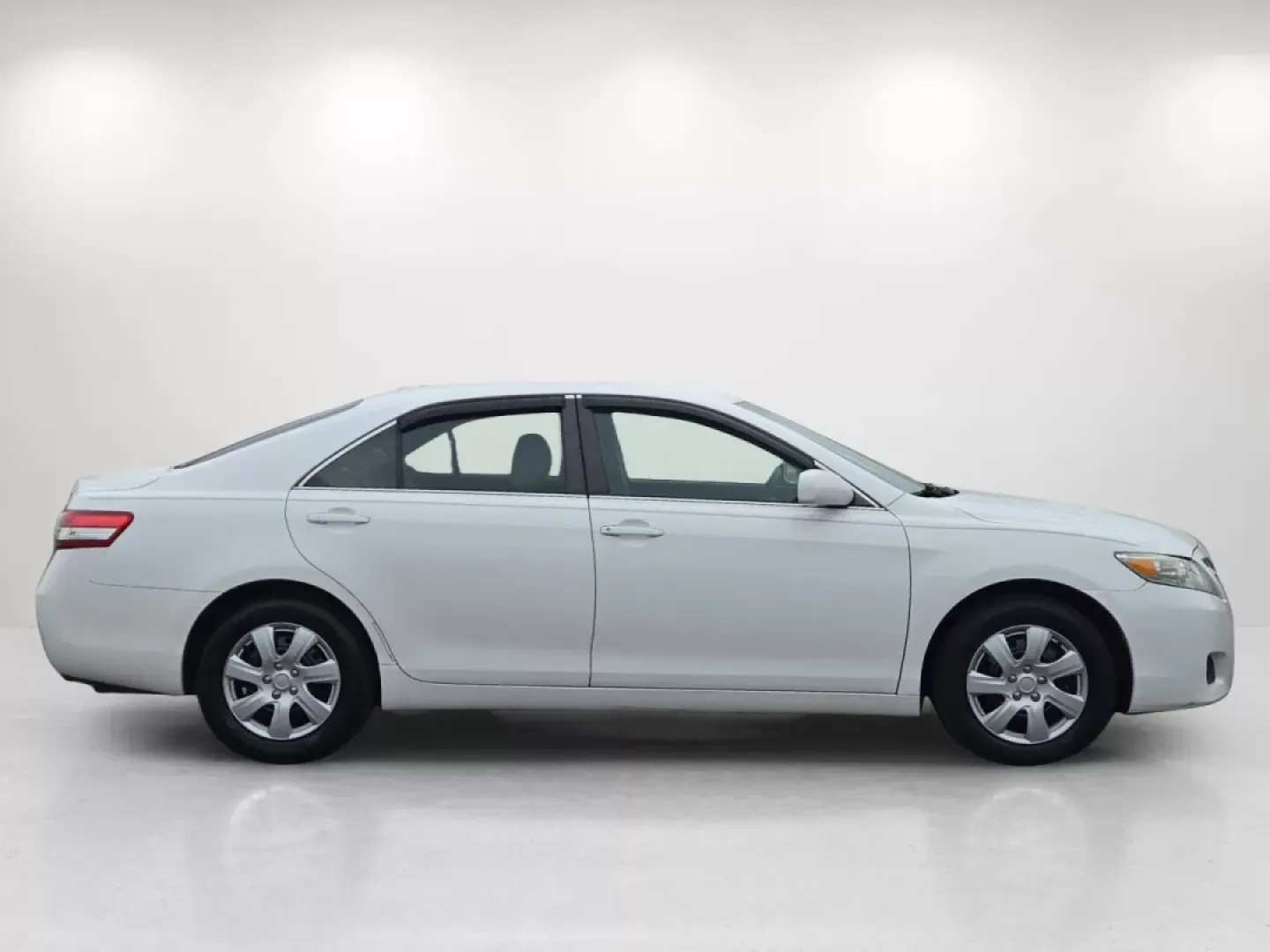 2011 Toyota Camry (4T1BF3EK5BU) with an Other engine, located at 521 Old Farm Lane Rd, Prattville, AL, 36066, (334) 325-1505, 32.482460, -86.416367 - 2011 Toyota Camry - Photo#4