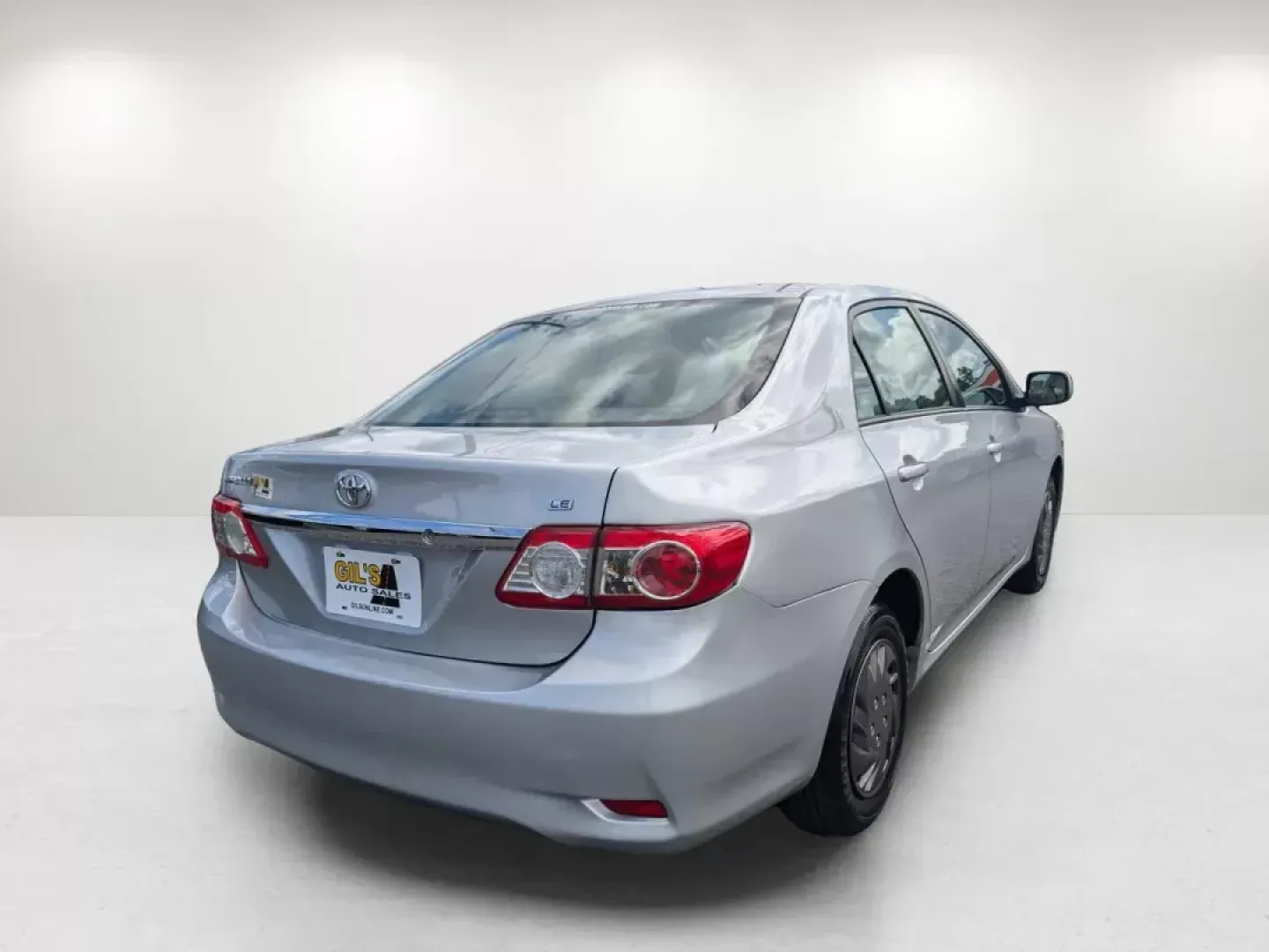 2011 Toyota Corolla LE (2T1BU4EE3BC) with an Other engine, located at 1430 Gateway Drive, Opelika, AL, 36801, (334) 239-0944, 32.637871, -85.409790 - Experience the freedom of the open road with the 2011 Toyota Corolla LE, a perfect blend of reliability and efficiency that suits both budget-conscious buyers and those seeking dependable transportation. Whether you're commuting to work, shuttling kids to after-school activities, or embarking on wee - Photo#4