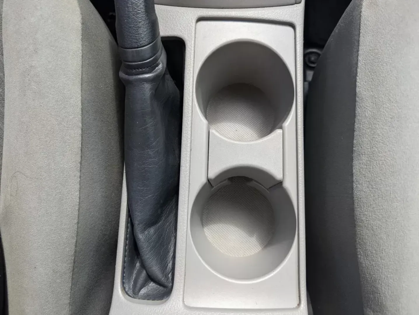 2011 Toyota Corolla LE (2T1BU4EE3BC) with an Other engine, located at 1430 Gateway Drive, Opelika, AL, 36801, (334) 239-0944, 32.637871, -85.409790 - Experience the freedom of the open road with the 2011 Toyota Corolla LE, a perfect blend of reliability and efficiency that suits both budget-conscious buyers and those seeking dependable transportation. Whether you're commuting to work, shuttling kids to after-school activities, or embarking on wee - Photo#12