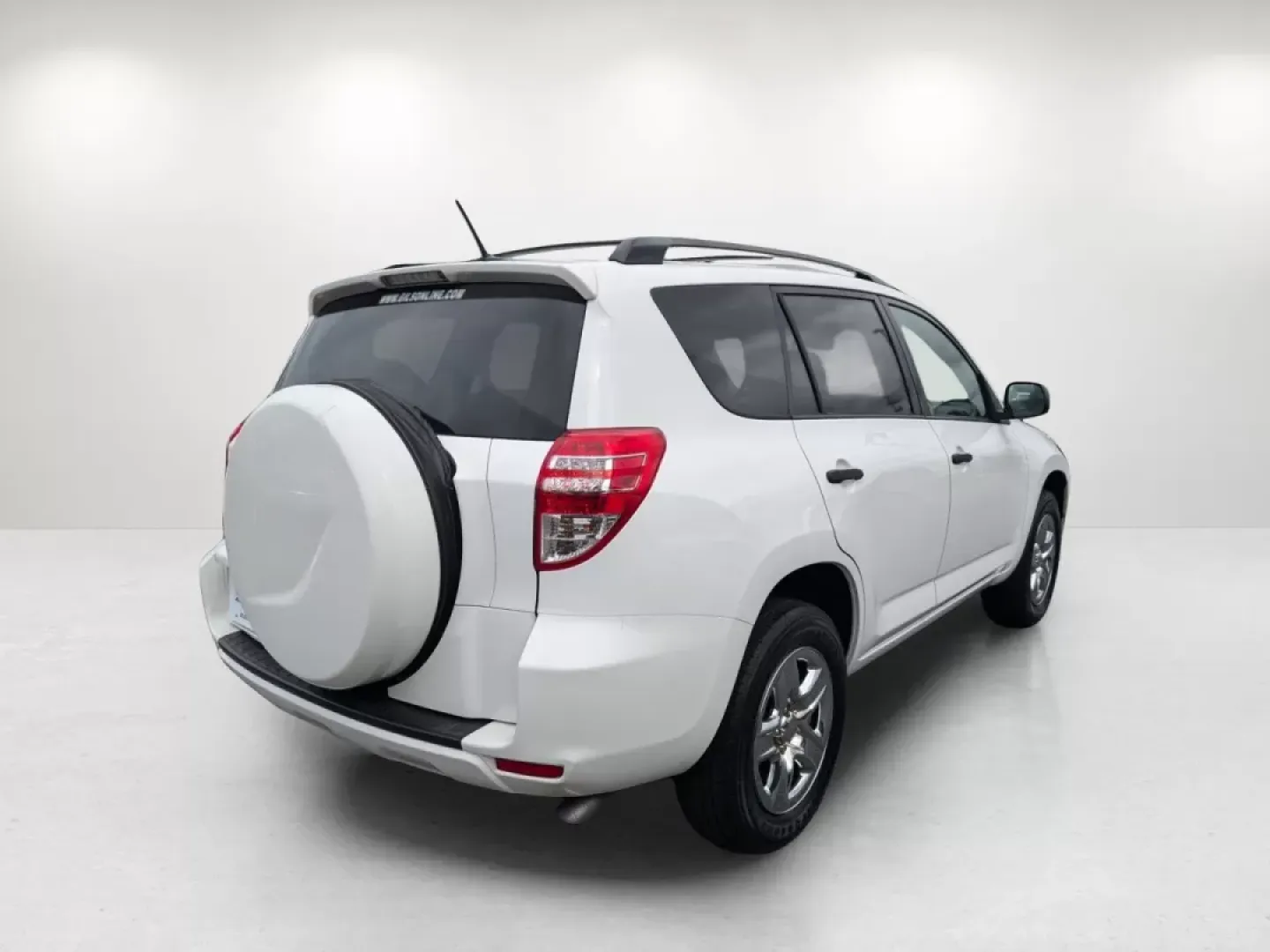 2011 Toyota RAV4 (JTMZF4DV9B5) with an Other engine, located at 3959 U.S. 80 W, Phenix City, AL, 36870, (334) 297-4885, 32.469296, -85.135185 - **Unleash New Adventures with the 2011 Toyota RAV4 Perfect for Everyday Explorers!**<br /> <br /> Are you ready to elevate your daily commute or family road trips? The 2011 Toyota RAV4 is the versatile SUV you've been searching for! With ample space, reliable performance, and a fuel-efficient desig - Photo#5