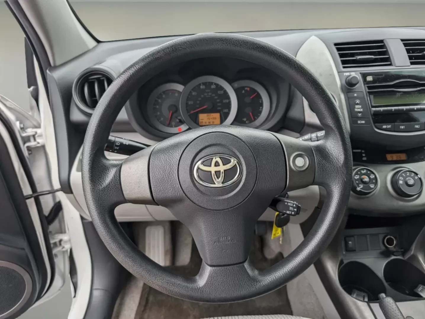 2011 Toyota RAV4 (JTMZF4DV9B5) with an Other engine, located at 3959 U.S. 80 W, Phenix City, AL, 36870, (334) 297-4885, 32.469296, -85.135185 - **Unleash New Adventures with the 2011 Toyota RAV4 Perfect for Everyday Explorers!**<br /> <br /> Are you ready to elevate your daily commute or family road trips? The 2011 Toyota RAV4 is the versatile SUV you've been searching for! With ample space, reliable performance, and a fuel-efficient desig - Photo#17