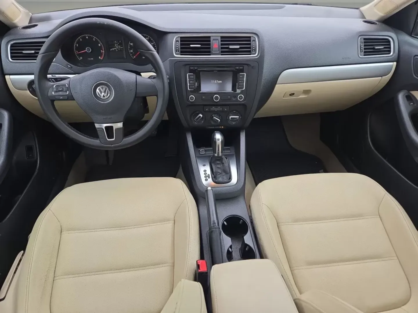 2011 Volkswagen Jetta SEL w/Sunroof PZEV (3VWLZ7AJXBM) with an Other engine, located at 521 Old Farm Lane Rd, Prattville, AL, 36066, (334) 325-1505, 32.482460, -86.416367 - **Hit the Road with Confidence: Explore the 2011 Volkswagen Jetta at Gils Auto!**<br /> <br /> Are you searching for a reliable and stylish vehicle that fits your family's lifestyle or your daily commute? Look no further! The 2011 Volkswagen Jetta is the perfect sedan to meet your needs. With an imp - Photo#14