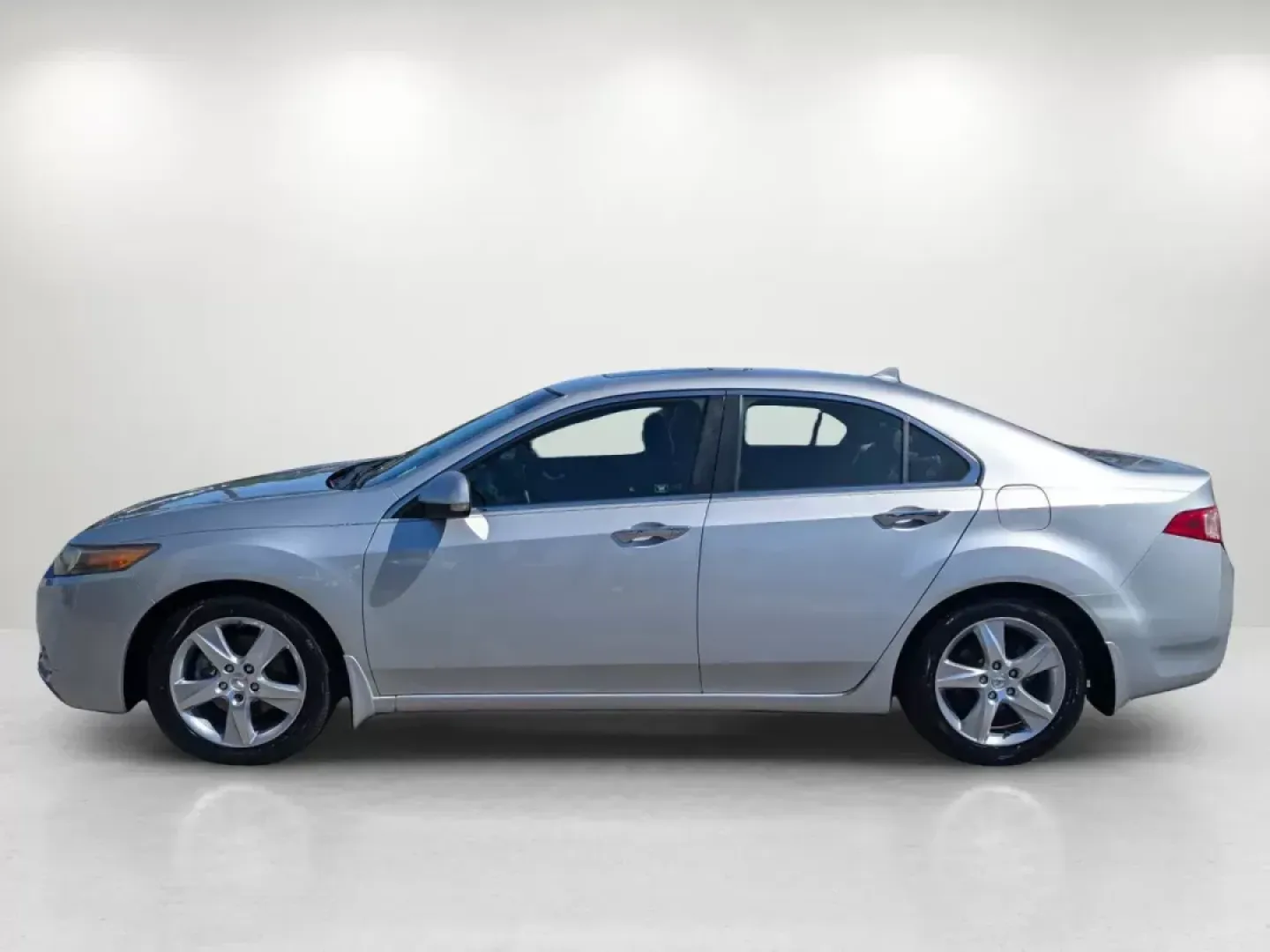 2012 Acura TSX (JH4CU2F44CC) with an Gas I4 2.4L/144 engine, 5-Speed Automatic transmission, located at 804 22nd Ave, Phenix City, AL, 36870, (334) 297-1860, 32.484749, -85.024475 - Are you in search of a reliable vehicle that perfectly balances style, comfort, and everyday practicality? Look no further! At Gils Auto - Phenix City #2, located at 804 22nd Ave in Phenix City, AL, we are excited to present an exceptional opportunity for budget-conscious buyers and families alike. - Photo#2