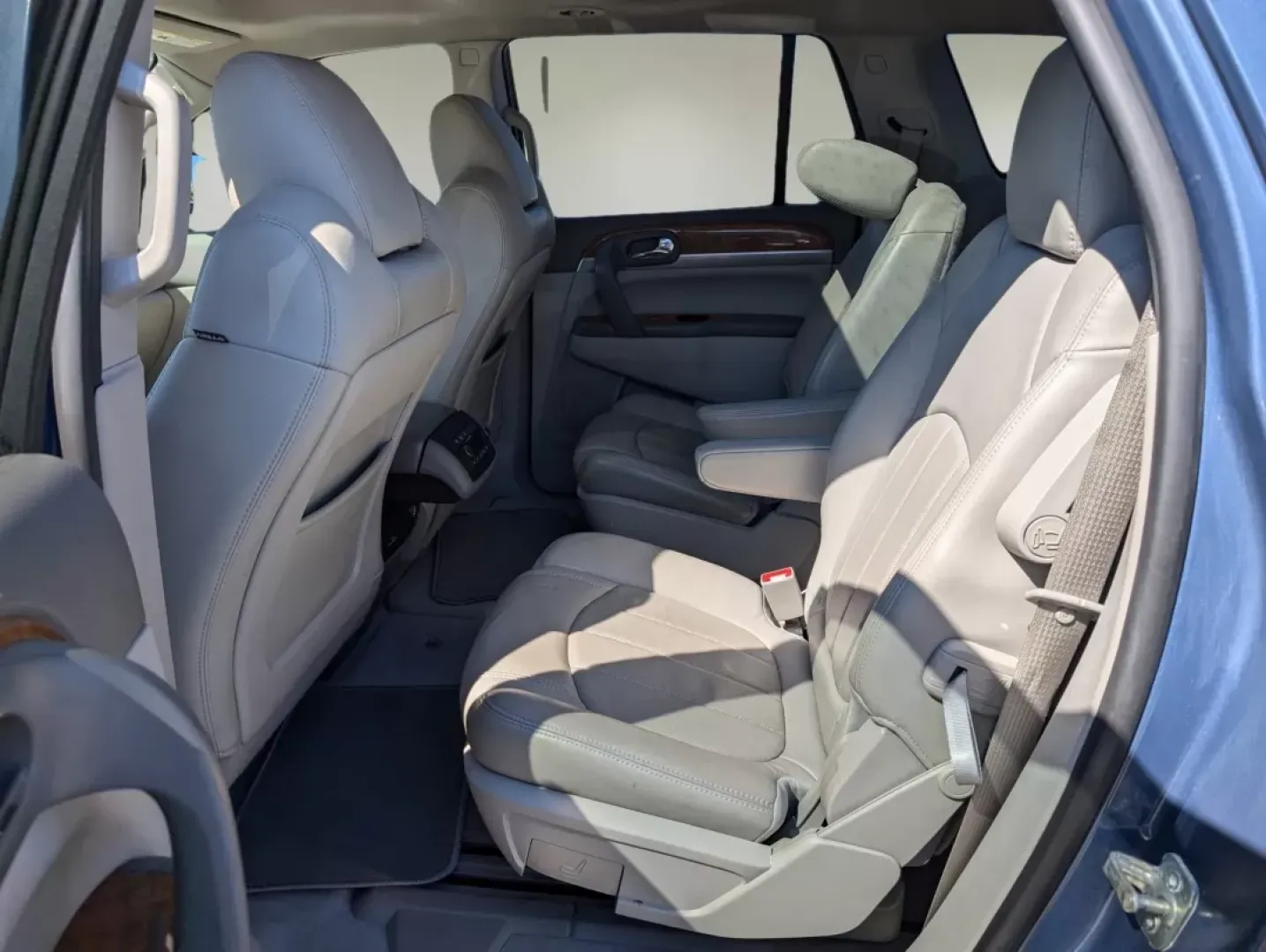 2012 /Titanium Buick Enclave Premium (5GAKRDED1CJ) with an Other engine, located at 804 22nd Ave, Phenix City, AL, 36870, (334) 297-1860, 32.484749, -85.024475 - Are you ready to elevate your family adventures with a vehicle that perfectly blends luxury and practicality? Look no further than the stunning 2012 Buick Enclave Premium, now available at Gils Auto in Opelika, AL! This sophisticated yet spacious SUV is the ultimate choice for growing families and w - Photo#10