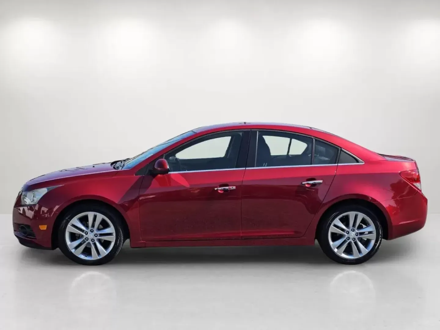 2012 /Jet Black Chevrolet Cruze LTZ (1G1PH5SC9C7) with an Other engine, located at 1430 Gateway Drive, Opelika, AL, 36801, (334) 239-0944, 32.637871, -85.409790 - Are you ready to elevate your daily commute or weekend adventures? Meet the 2012 Chevrolet Cruze LTZ, a stylish and efficient sedan that perfectly combines performance with sophistication. With its spacious interior and cutting-edge features, this vehicle is ideal for budget-conscious buyers looking - Photo#7