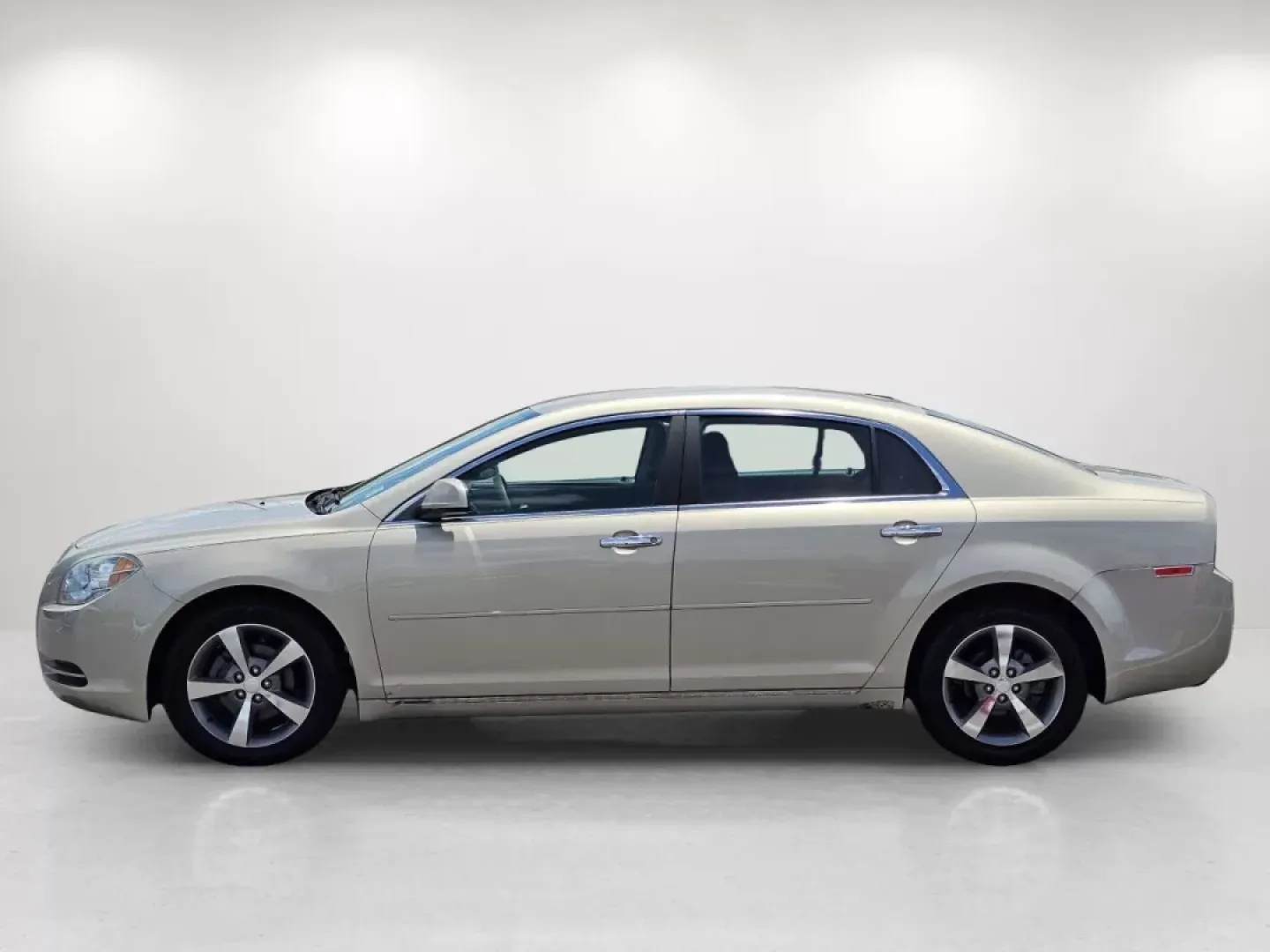 2012 /Ebony Chevrolet Malibu LT w/1LT (1G1ZC5E02CF) with an Other engine, located at 521 Old Farm Lane Rd, Prattville, AL, 36066, (334) 325-1505, 32.482460, -86.416367 - Experience the perfect blend of comfort, style, and reliability with the 2012 Chevrolet Malibu LT, available now at Gils Auto in Prattville, AL! Whether you're a daily commuter navigating the busy streets of downtown or a family looking for a dependable sedan for weekend adventures, this vehicle is - Photo#23