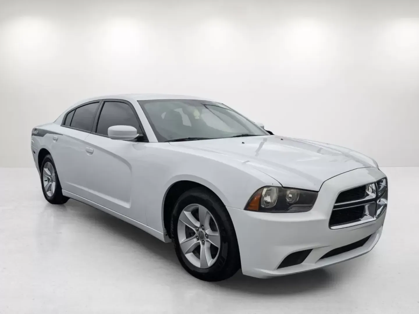 2012 /Black/Light Frost Beige Interior Dodge Charger SE (2C3CDXBG6CH) with an Other engine, located at 521 Old Farm Lane Rd, Prattville, AL, 36066, (334) 325-1505, 32.482460, -86.416367 - **Discover Your Next Adventure with the 2012 Dodge Charger SE at Gils Auto!**<br /> <br /> Are you ready to elevate your driving experience? Whether you're a daily commuter navigating the streets of Phenix City or a family seeking a reliable vehicle for weekend getaways, the 2012 Dodge Charger SE is - Photo#2