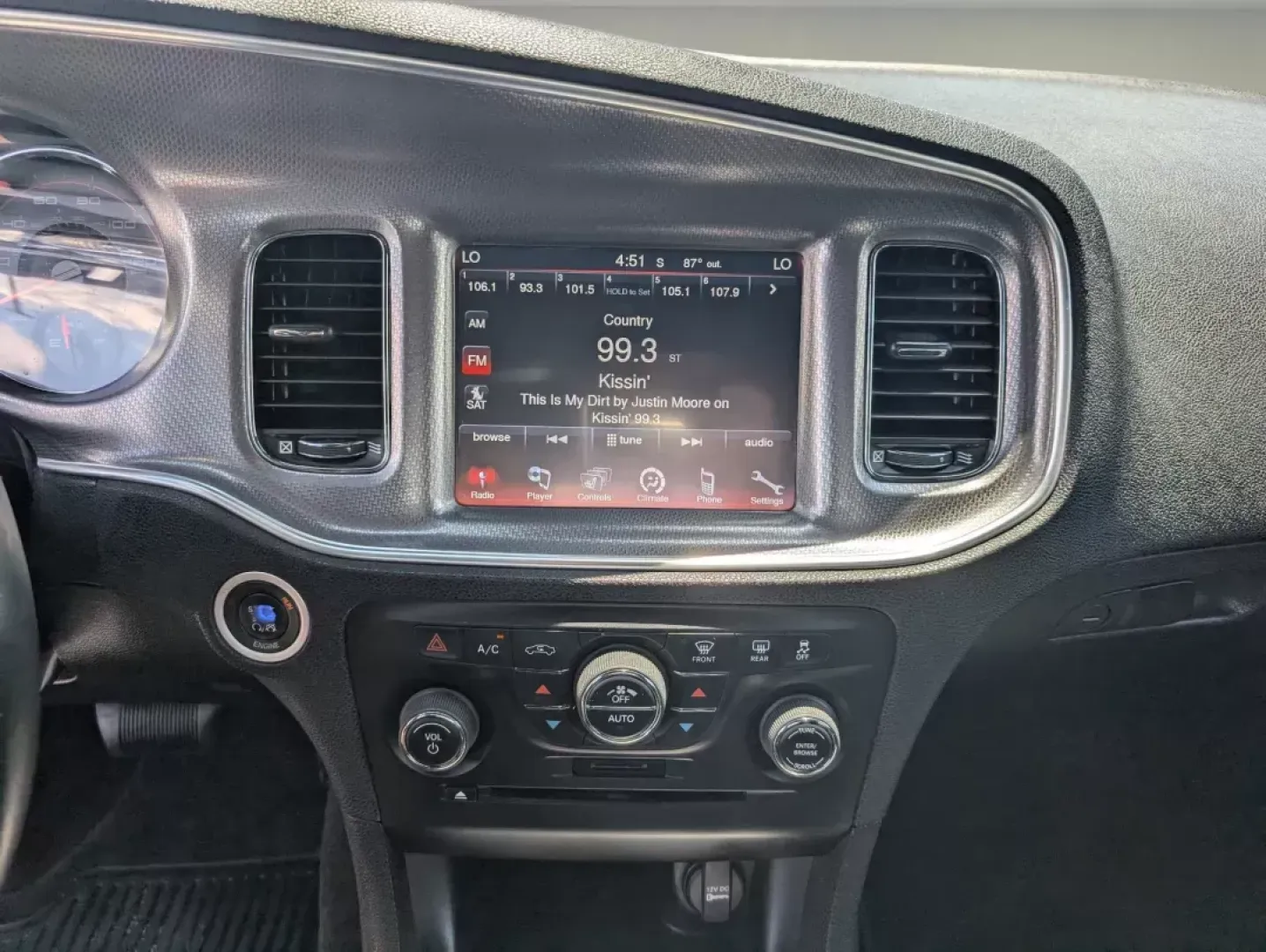 2012 /Black Interior Dodge Charger SXT (2C3CDXHG9CH) with an Gas V6 3.6L/220 engine, 8-Speed Automatic transmission, located at 3959 U.S. 80 W, Phenix City, AL, 36870, (334) 297-4885, 32.469296, -85.135185 - 2012 Dodge Charger SXT - Photo#14