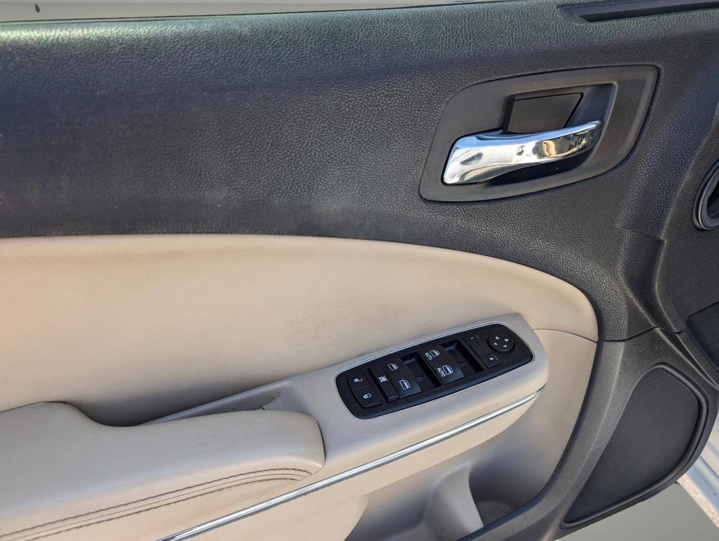 2012 /Black/Light Frost Beige Interior Dodge Charger SE (2C3CDXBG6CH) with an Gas V6 3.6L/220 engine, 5-Speed Automatic transmission, located at 7000 Northlake Connector, Columbus, GA, 31904, (706) 987-8085, 32.524975, -84.978134 - 2012 Dodge Charger SE - Photo#8