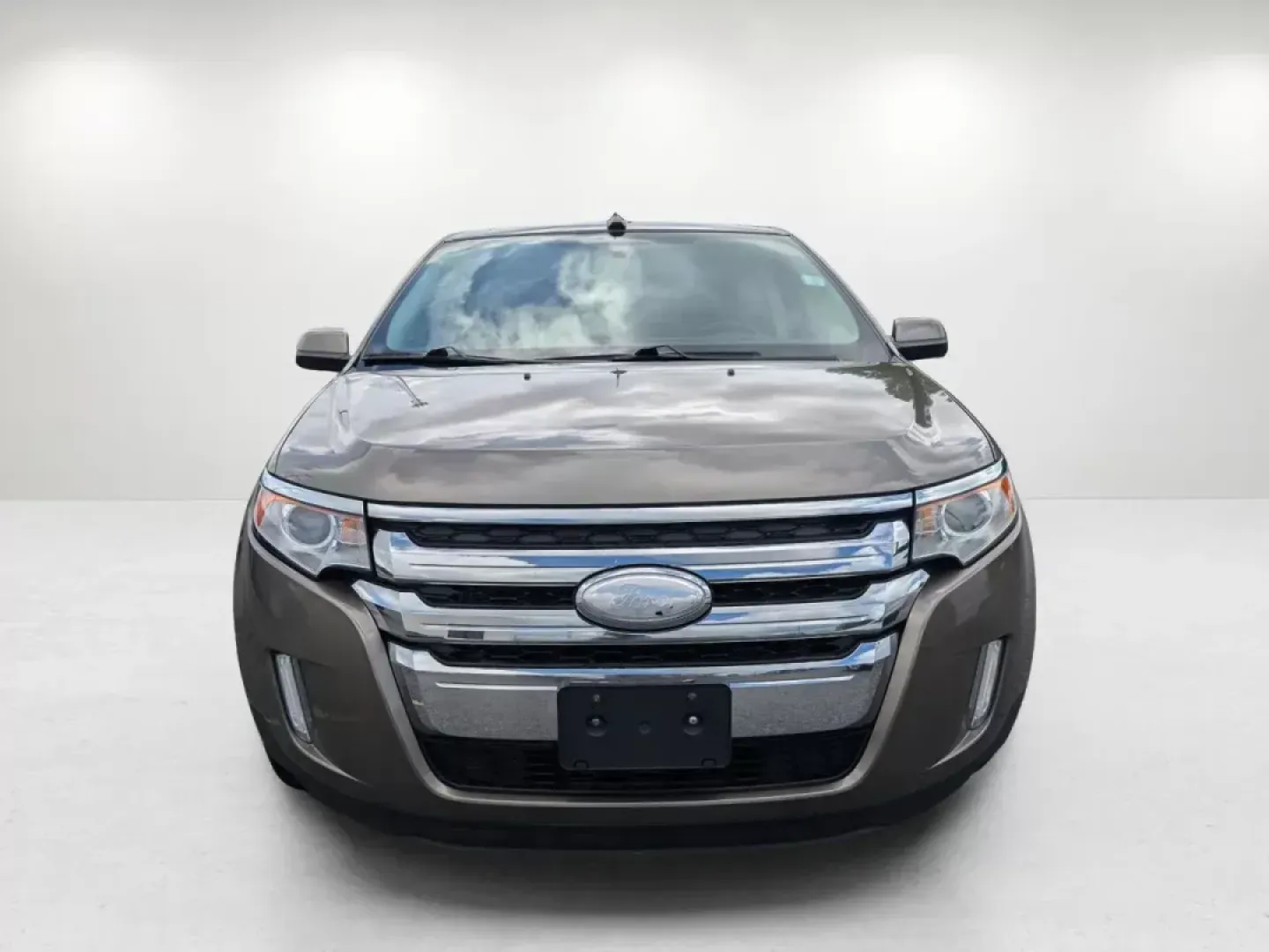 2012 Ford Edge SEL (2FMDK4JC7CB) with an Gas V6 3.5L/213 engine, 6-Speed Automatic transmission, located at 3959 U.S. 80 W, Phenix City, AL, 36870, (334) 297-4885, 32.469296, -85.135185 - **Explore the 2012 Ford Edge SEL: Your Gateway to Every Adventure!**<br /> <br /> Are you ready to upgrade your driving experience? Whether you're navigating daily commutes, planning family road trips, or exploring weekend getaways, the 2012 Ford Edge SEL is the perfect companion. With its sleek des - Photo#2