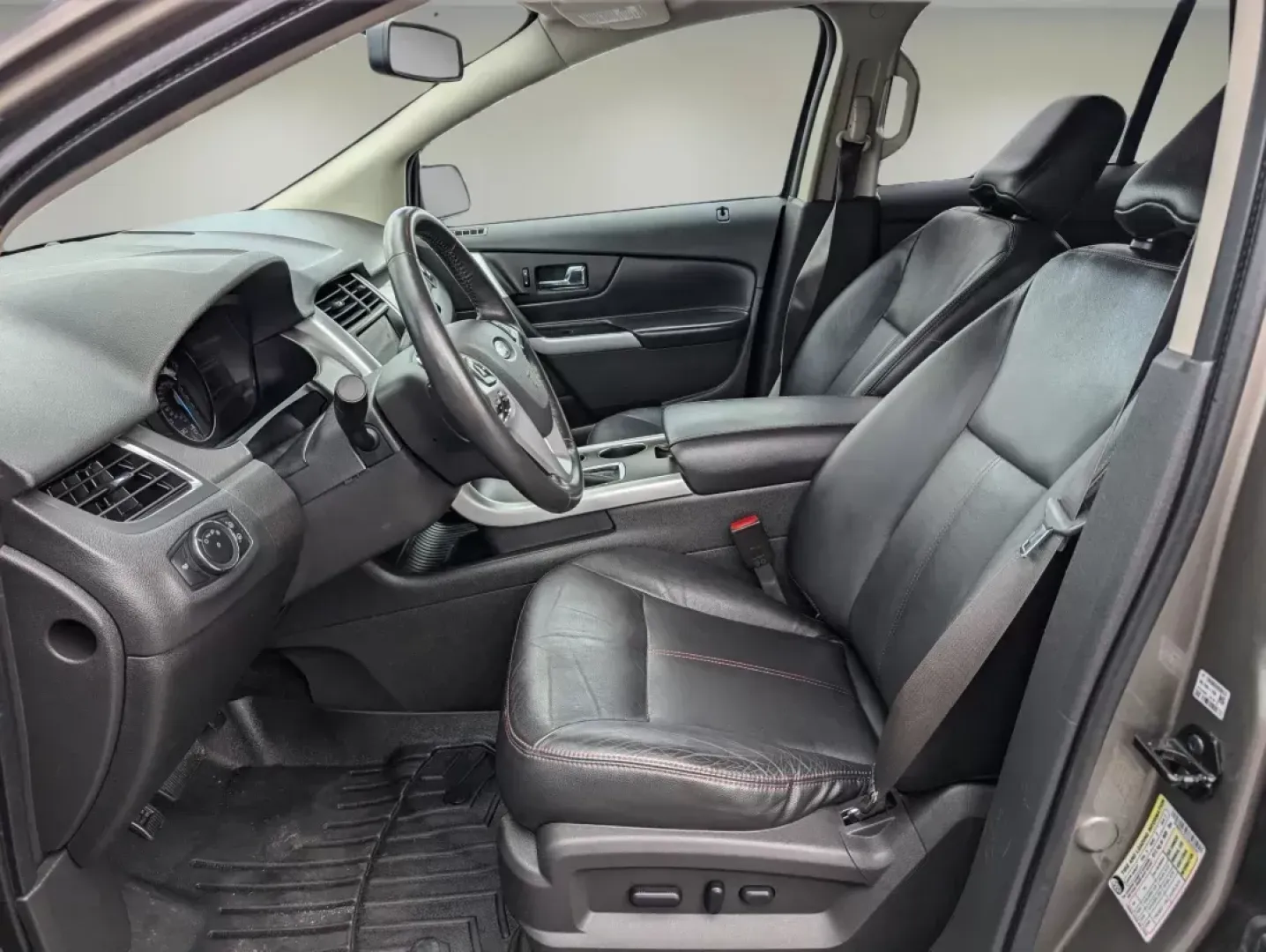 2012 Ford Edge SEL (2FMDK4JC7CB) with an Gas V6 3.5L/213 engine, 6-Speed Automatic transmission, located at 3959 U.S. 80 W, Phenix City, AL, 36870, (334) 297-4885, 32.469296, -85.135185 - **Explore the 2012 Ford Edge SEL: Your Gateway to Every Adventure!**<br /> <br /> Are you ready to upgrade your driving experience? Whether you're navigating daily commutes, planning family road trips, or exploring weekend getaways, the 2012 Ford Edge SEL is the perfect companion. With its sleek des - Photo#10