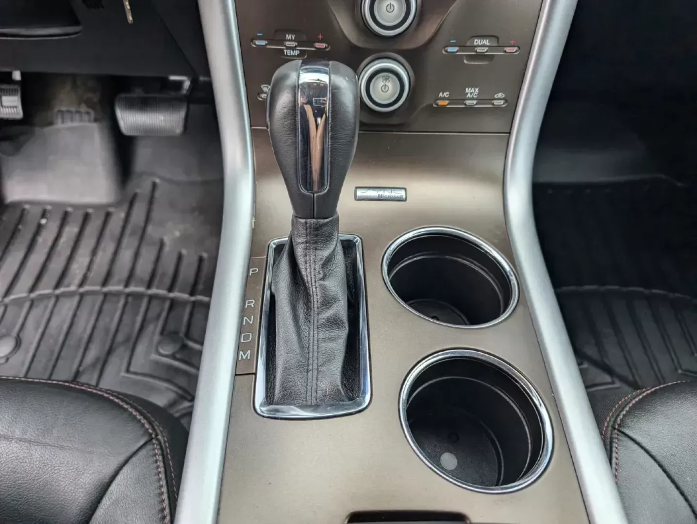 2012 Ford Edge SEL (2FMDK4JC7CB) with an Gas V6 3.5L/213 engine, 6-Speed Automatic transmission, located at 3959 U.S. 80 W, Phenix City, AL, 36870, (334) 297-4885, 32.469296, -85.135185 - **Explore the 2012 Ford Edge SEL: Your Gateway to Every Adventure!**<br /> <br /> Are you ready to upgrade your driving experience? Whether you're navigating daily commutes, planning family road trips, or exploring weekend getaways, the 2012 Ford Edge SEL is the perfect companion. With its sleek des - Photo#14
