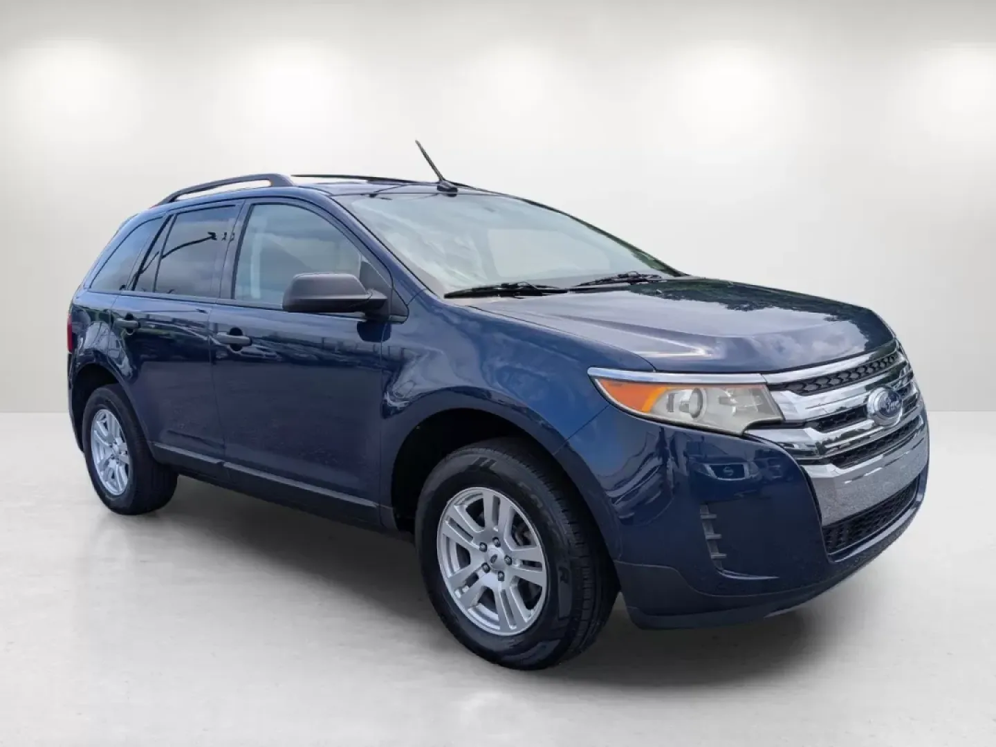 2012 Ford Edge SE (2FMDK3GC3CB) with an Other engine, located at 7000 Northlake Connector, Columbus, GA, 31904, (706) 987-8085, 32.524975, -84.978134 - **Drive Your Adventures with the 2012 Ford Edge SE Perfect for Growing Families!**<br /> <br /> Elevate your daily commute and weekend getaways with the 2012 Ford Edge SE, an SUV designed for those who crave versatility and comfort in every journey. Whether you're navigating busy city streets or em - Photo#2