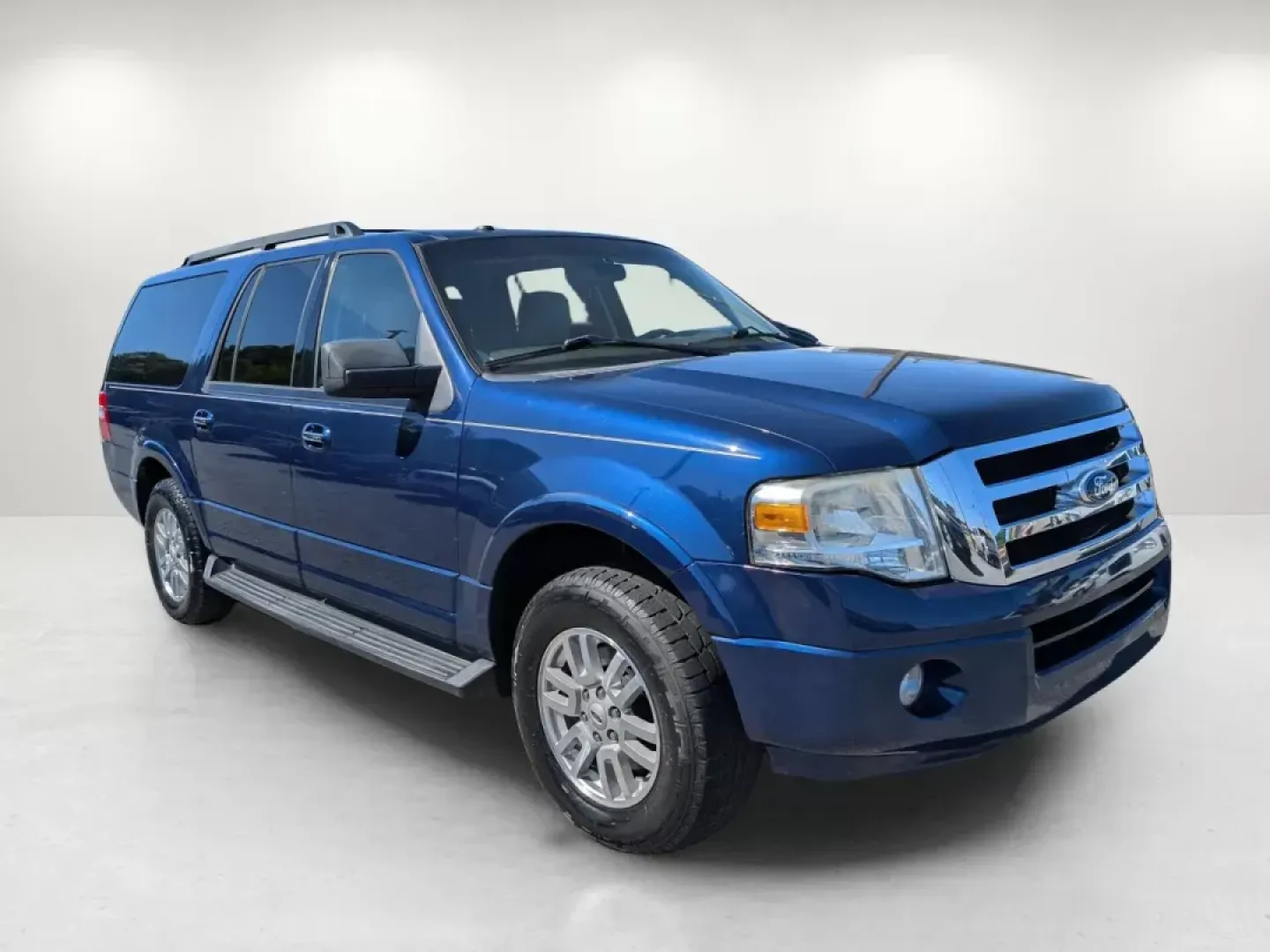 2012 Ford Expedition EL XLT (1FMJK1H57CE) with an Gas/Ethanol V8 5.4L/330 engine, 6-Speed Automatic transmission, located at 5115 14th Ave., Columbus, GA, 31904, (706) 323-0345, 32.511494, -84.971046 - 2012 Ford Expedition EL XLT - Photo#3