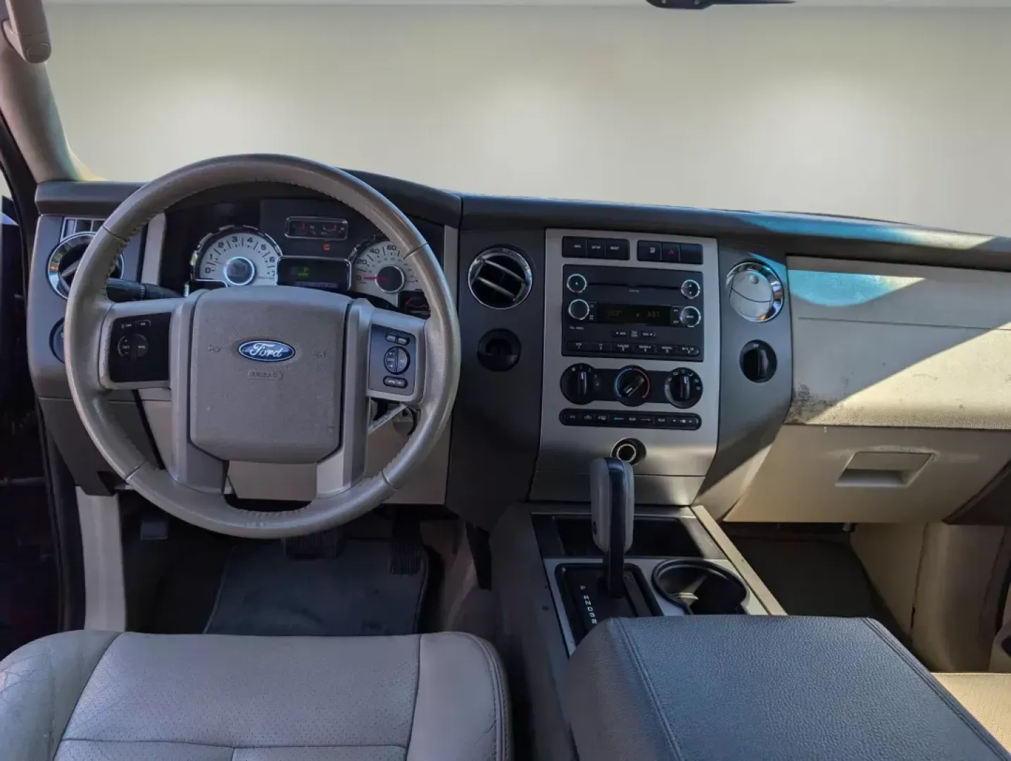 2012 Ford Expedition EL XLT (1FMJK1H57CE) with an Gas/Ethanol V8 5.4L/330 engine, 6-Speed Automatic transmission, located at 5115 14th Ave., Columbus, GA, 31904, (706) 323-0345, 32.511494, -84.971046 - 2012 Ford Expedition EL XLT - Photo#13