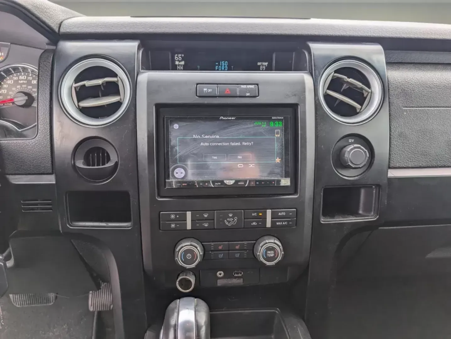 2012 Ford F-150 FX2 (1FTFW1CF6CF) with an Gas/Ethanol V8 5.0L/302 engine, 6-Speed Automatic transmission, located at 804 22nd Ave, Phenix City, AL, 36870, (334) 297-1860, 32.484749, -85.024475 - Looking for a reliable and versatile truck that can handle all your adventures? Look no further than this stunning 2012 Ford F-150 FX2, perfect for everything from weekend getaways to daily commutes. Whether you're navigating the busy streets of Phenix City or heading off the beaten path into the co - Photo#14