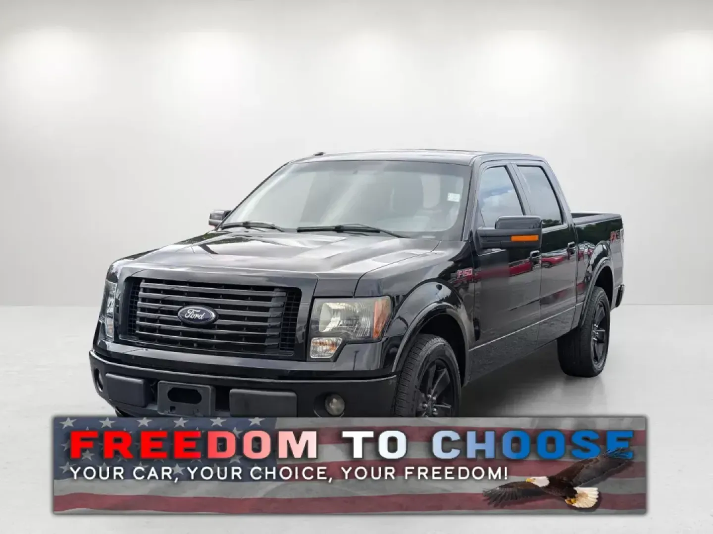 2012 Ford F-150 FX2 (1FTFW1CF6CF) with an Gas/Ethanol V8 5.0L/302 engine, 6-Speed Automatic transmission, located at 804 22nd Ave, Phenix City, AL, 36870, (334) 297-1860, 32.484749, -85.024475 - Looking for a reliable and versatile truck that can handle all your adventures? Look no further than this stunning 2012 Ford F-150 FX2, perfect for everything from weekend getaways to daily commutes. Whether you're navigating the busy streets of Phenix City or heading off the beaten path into the co - Photo#0